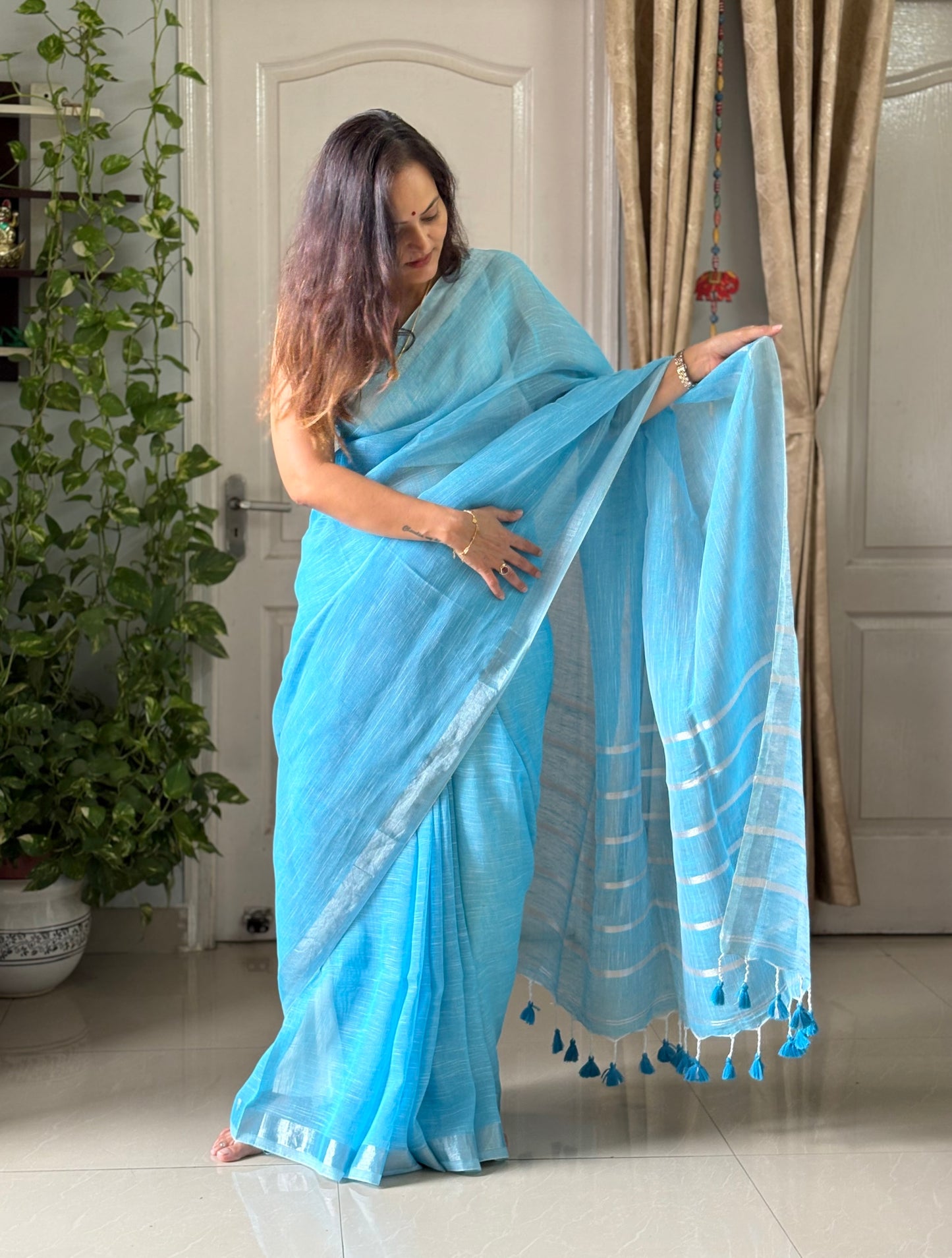 Linen By Linen Saree With Blouse - Sky Blue
