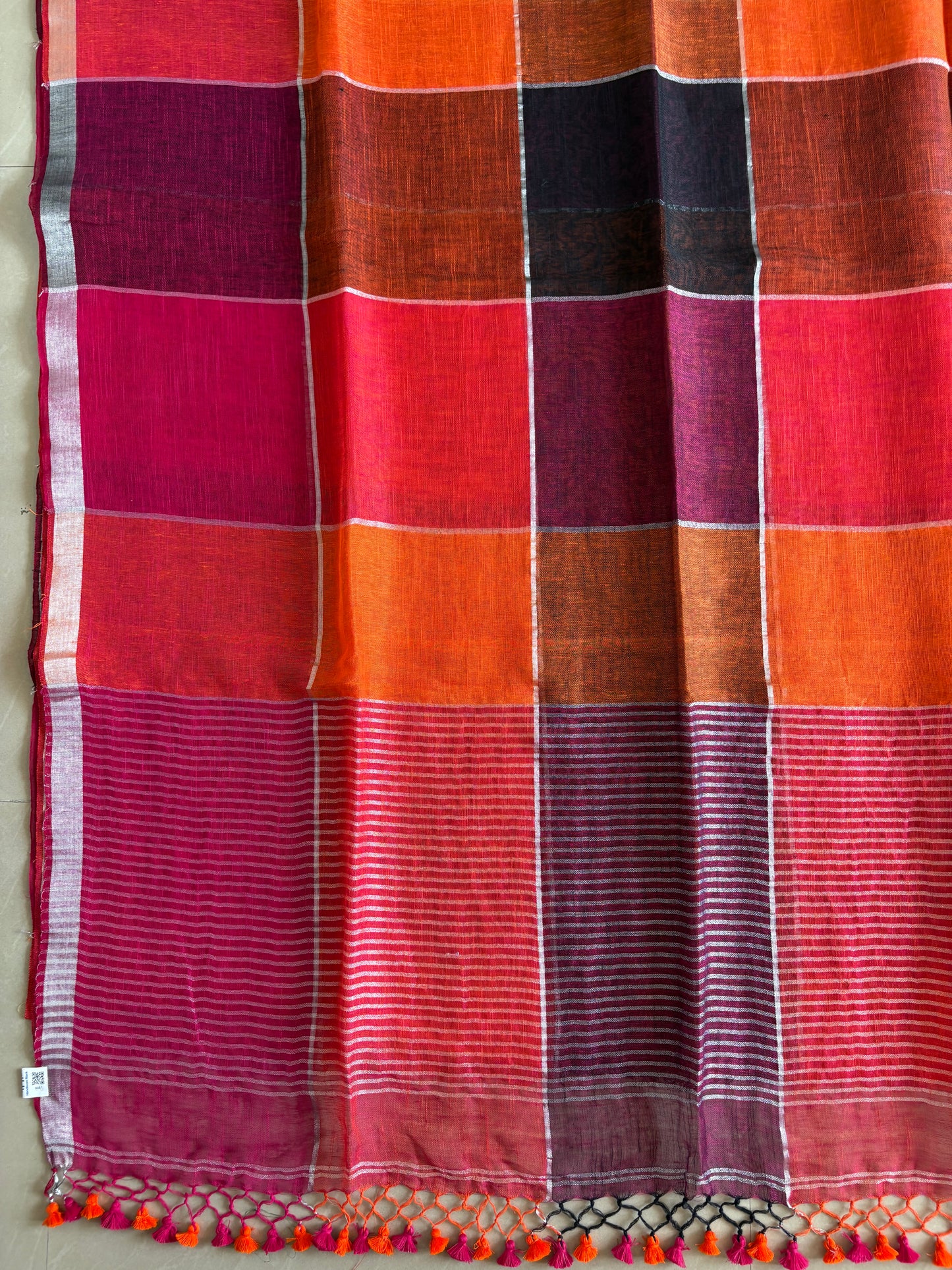 Pure Linen By Linen handloom Saree (handloom marked)