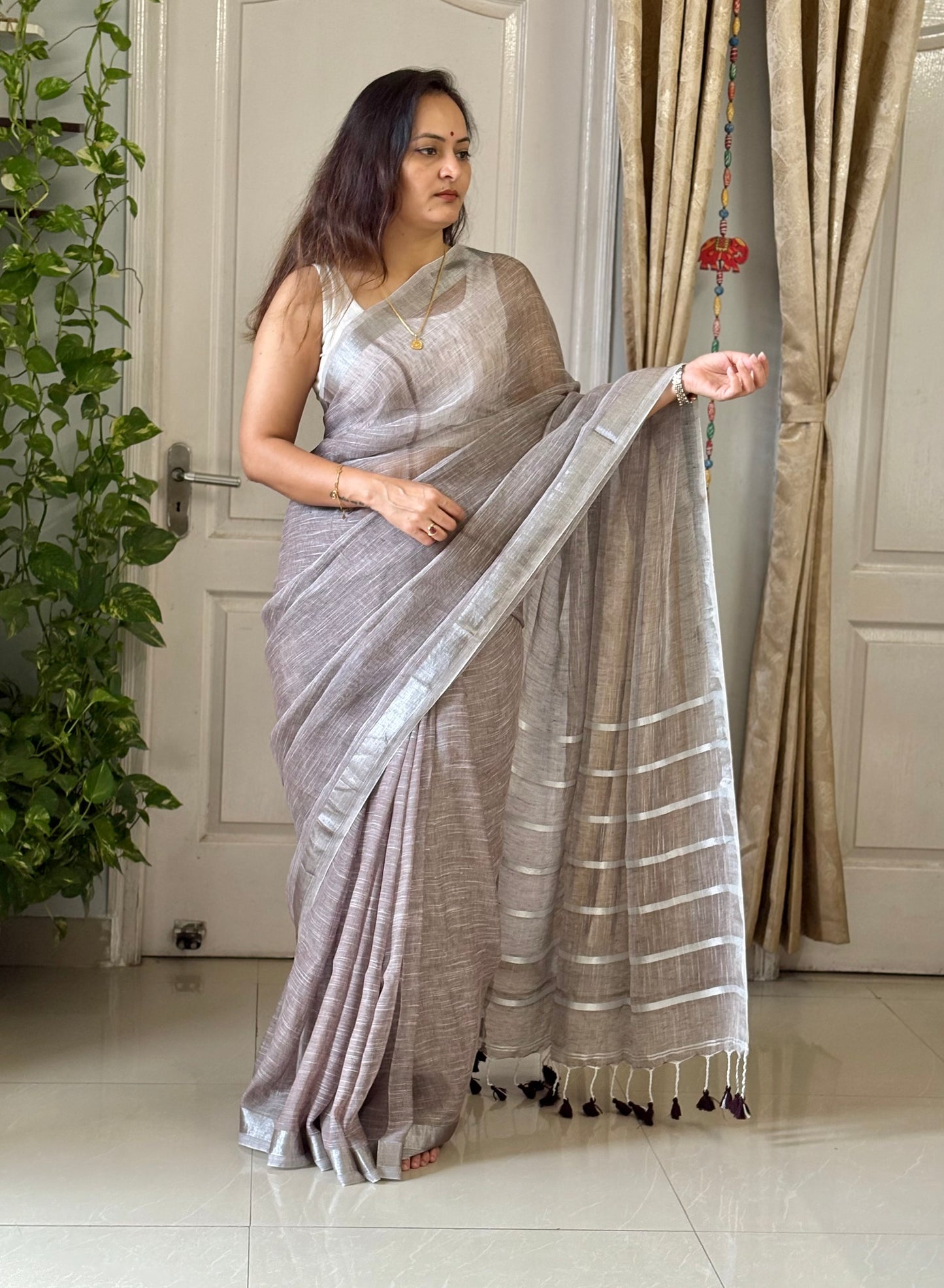 Linen By Linen Saree With Blouse