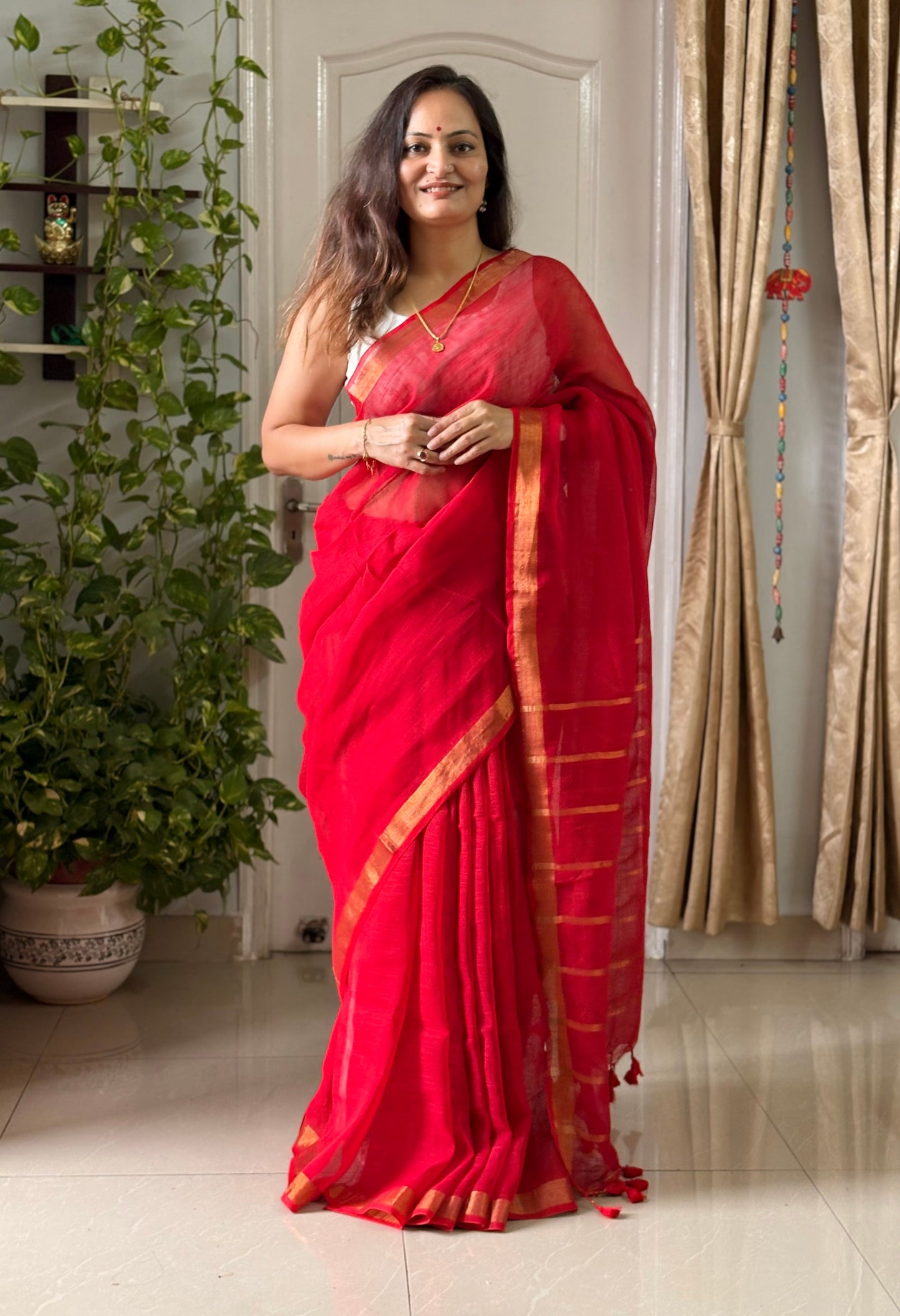 Linen By Linen Saree With Blouse - Red