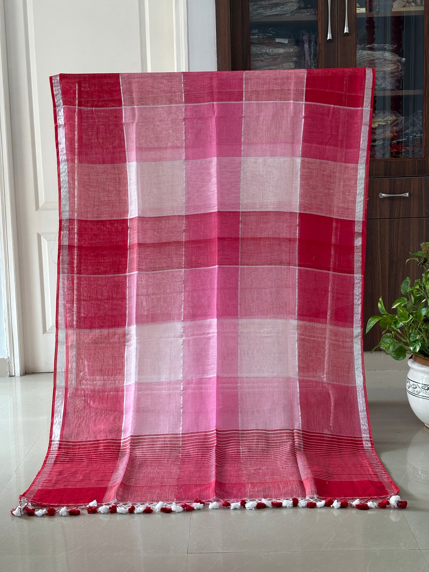 Handloom woven pure Linen By Linen Saree