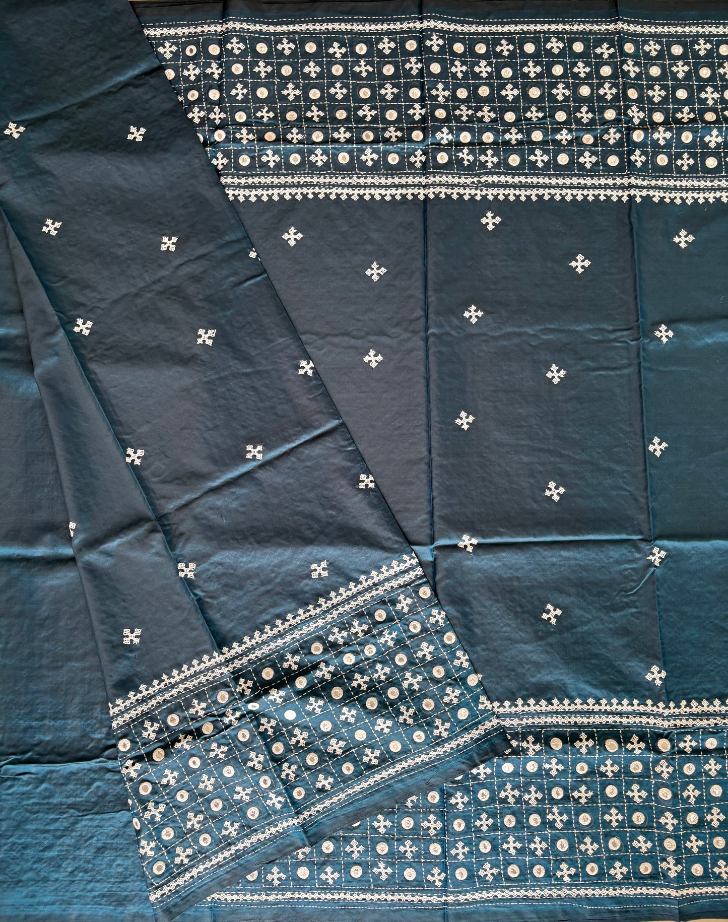 Gujrati Stitch/Kutch Hand Embroidered Art Silk Saree