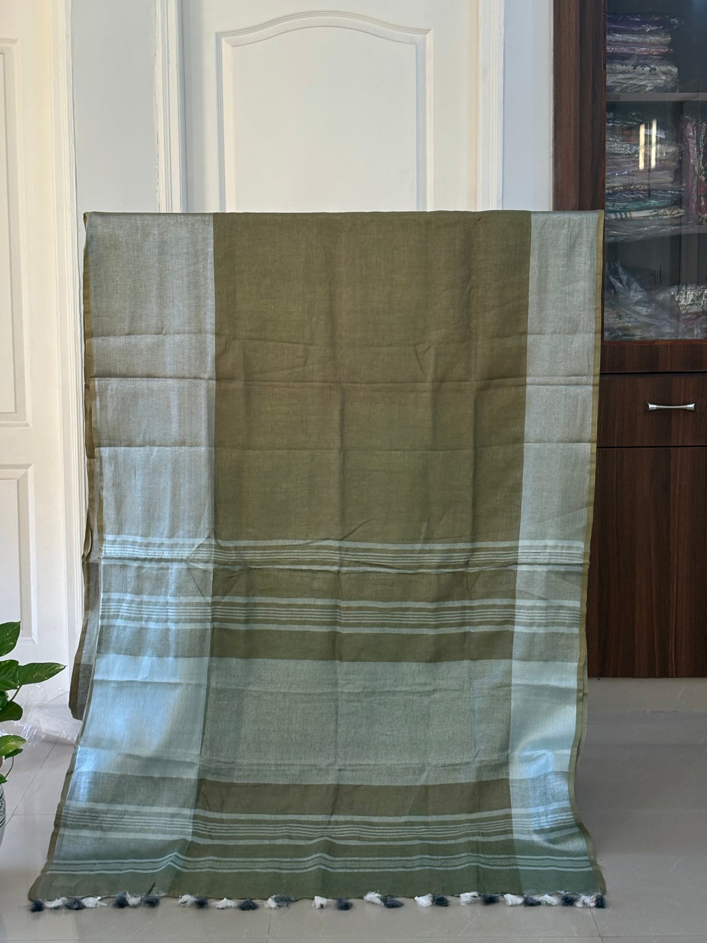 Brown silver pure Linen By Linen Saree With running Blouse