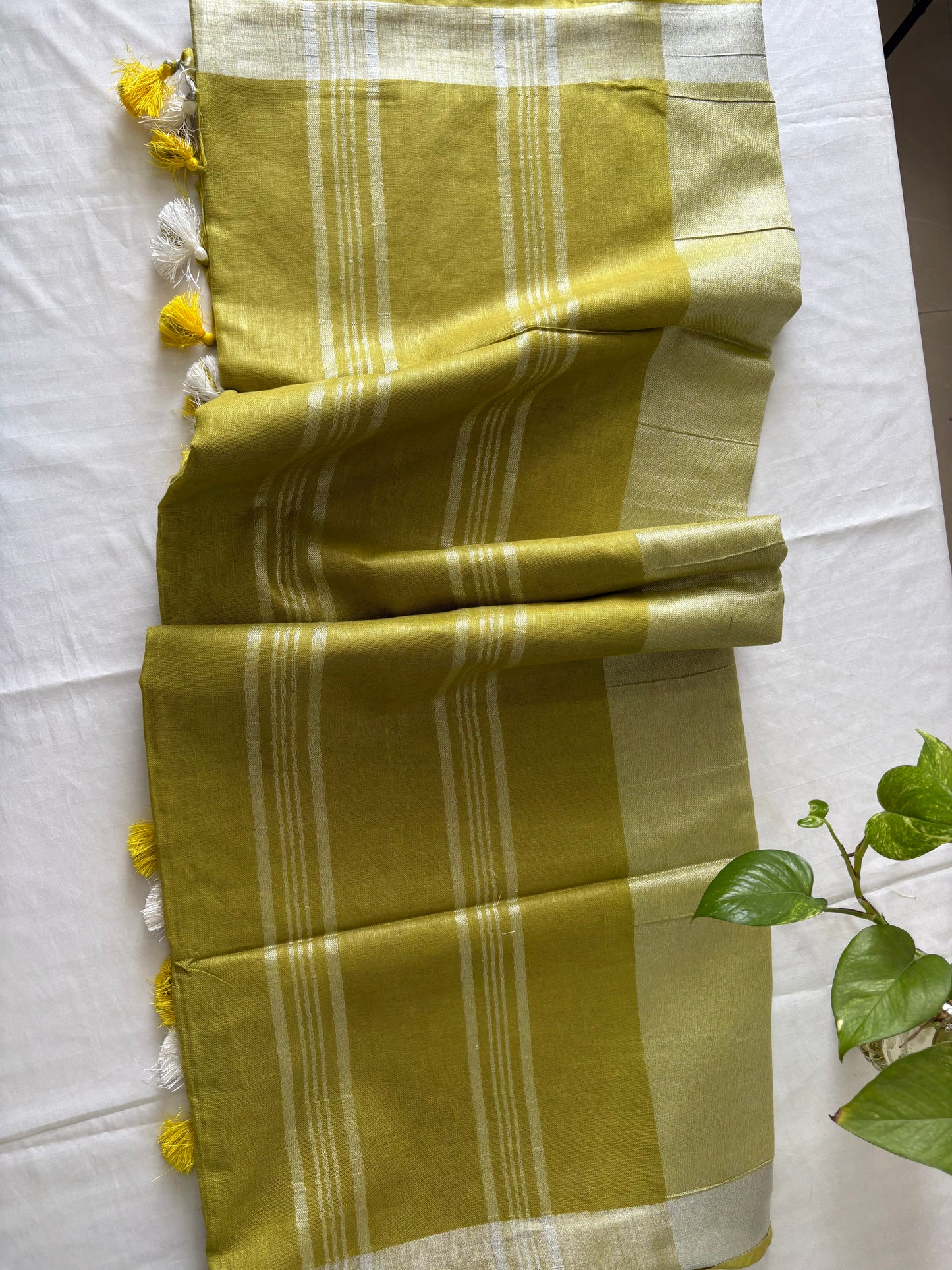 Cotton Linen Saree With running Blouse