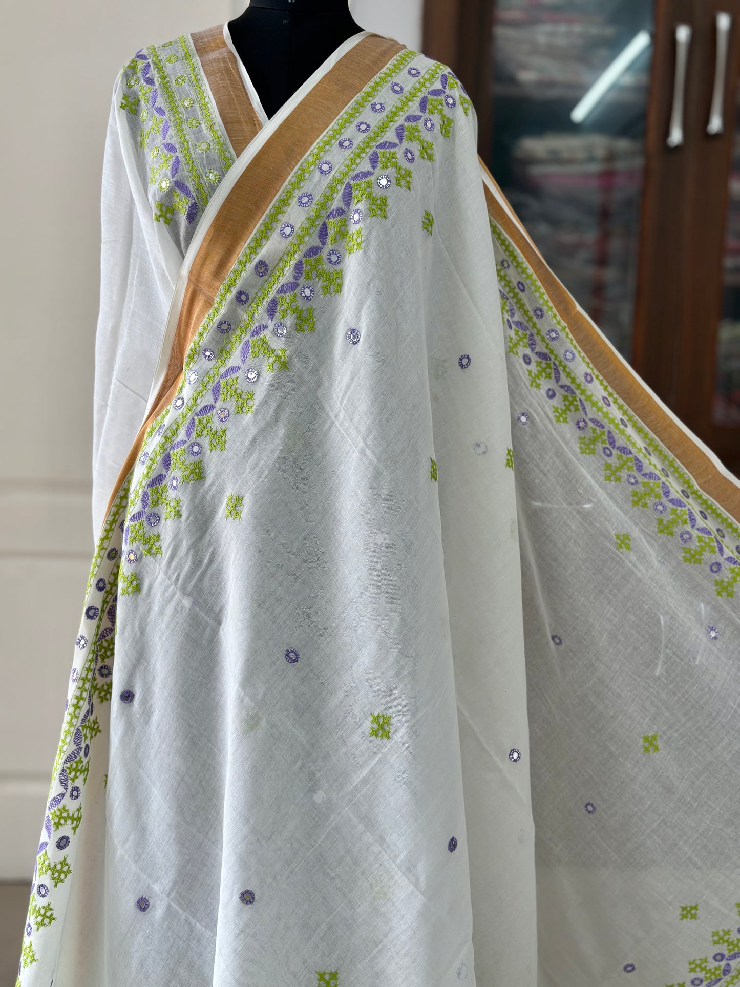 Gujrati Stitch/Kutch Hand Embroidered South Cotton Saree