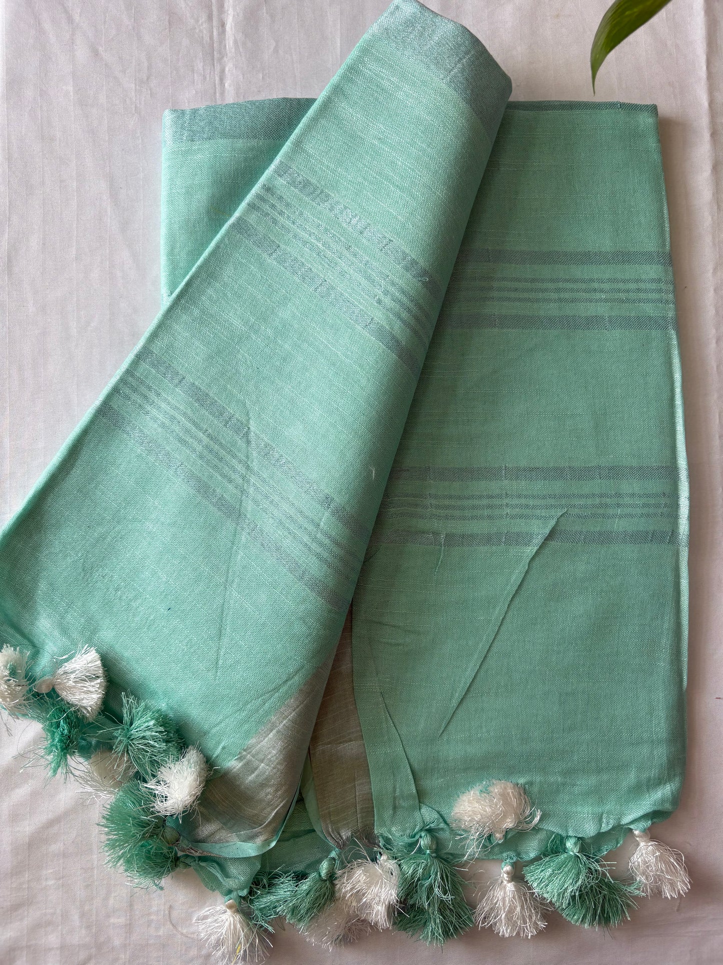 Cotton Linen Saree With running Blouse