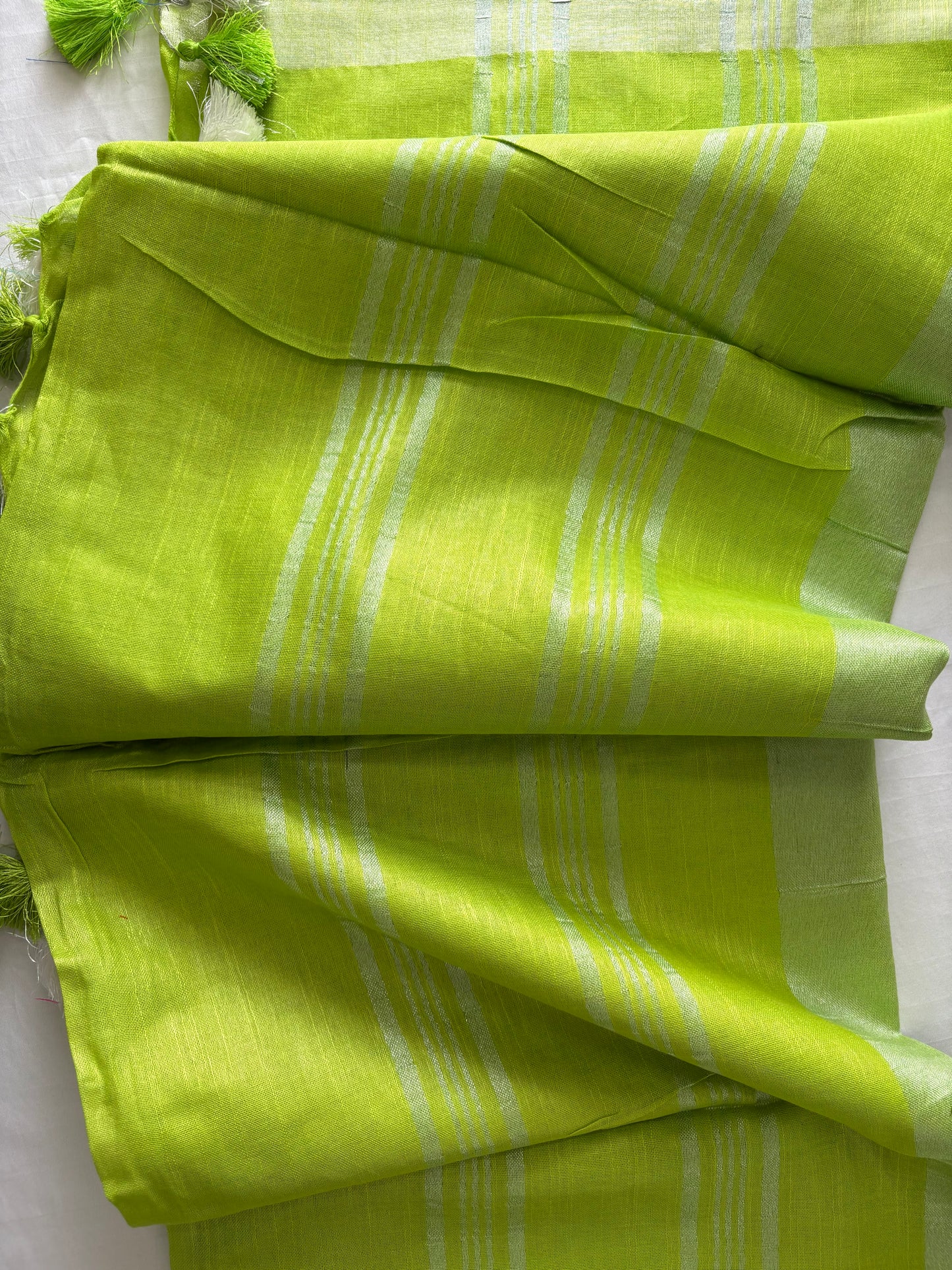 Cotton Linen Saree With running Blouse