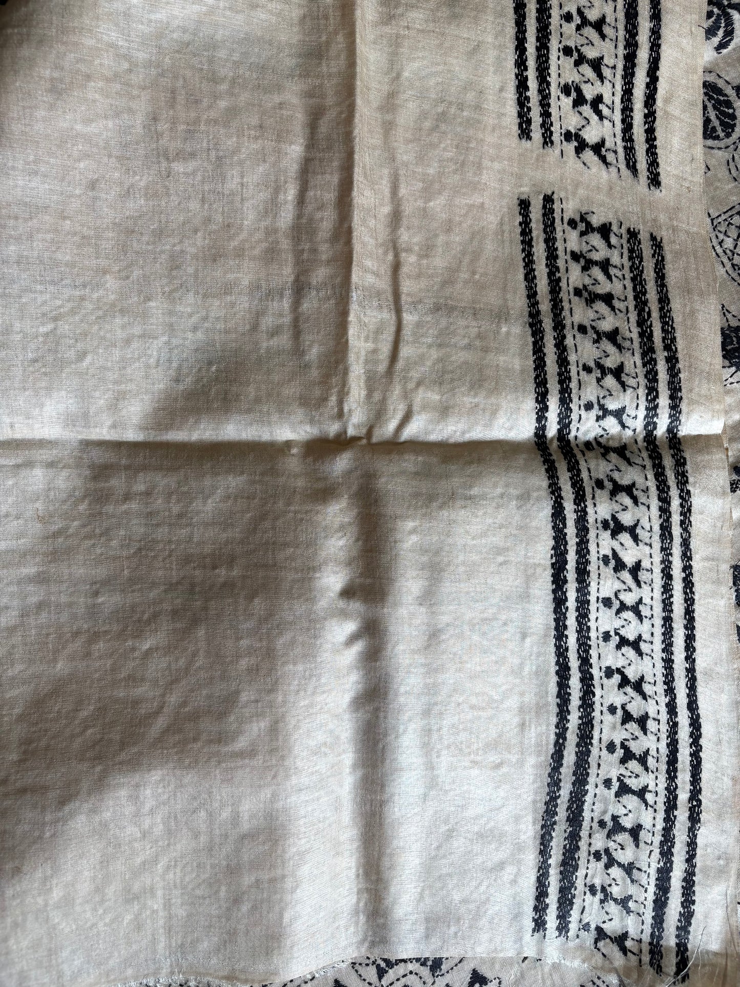 Kantha Stitch Hand Embroidered Pure Gachi Tussar Silk Saree (Silk Marked)