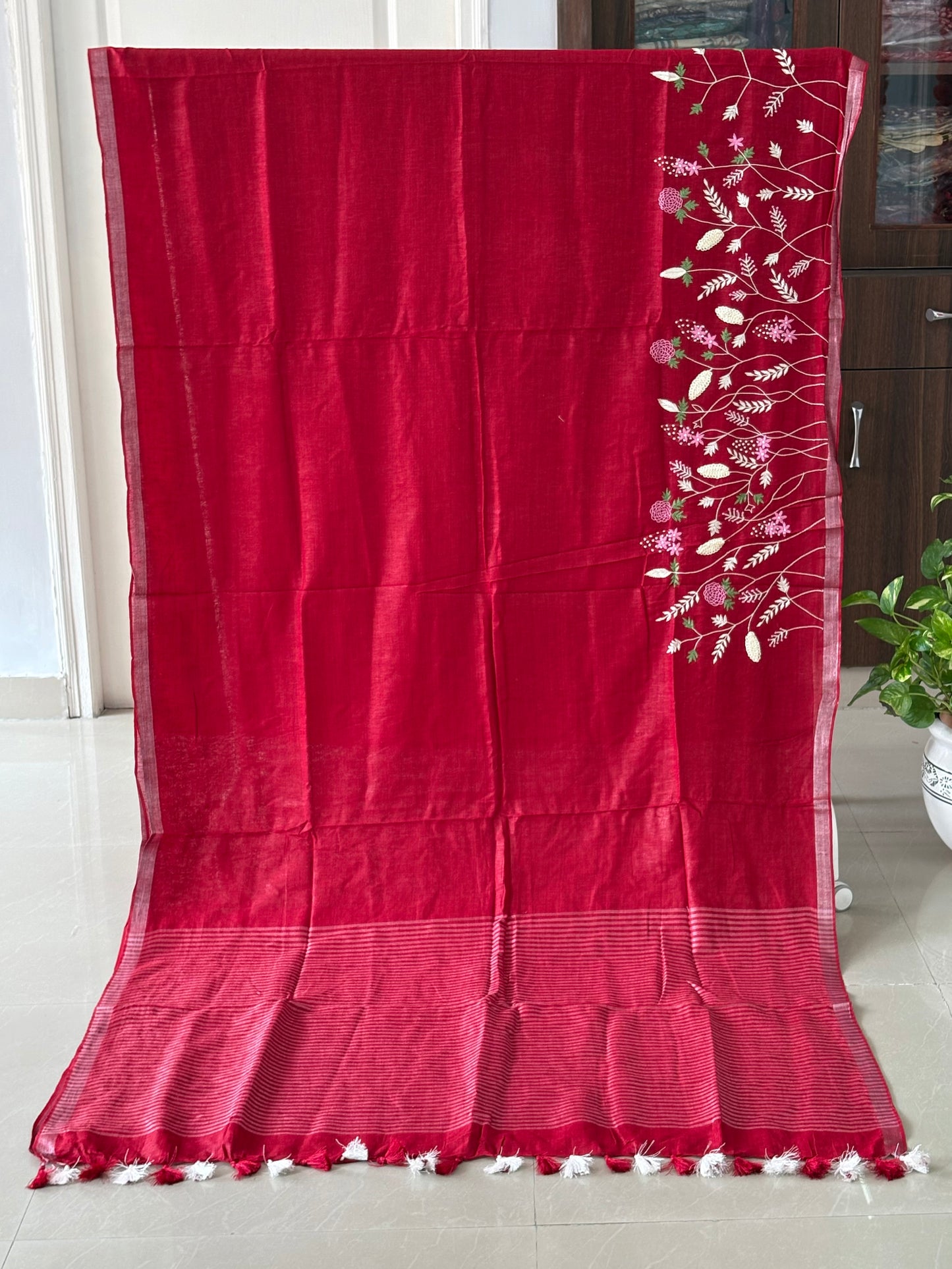 Pure Linen Saree With running Blouse - Red