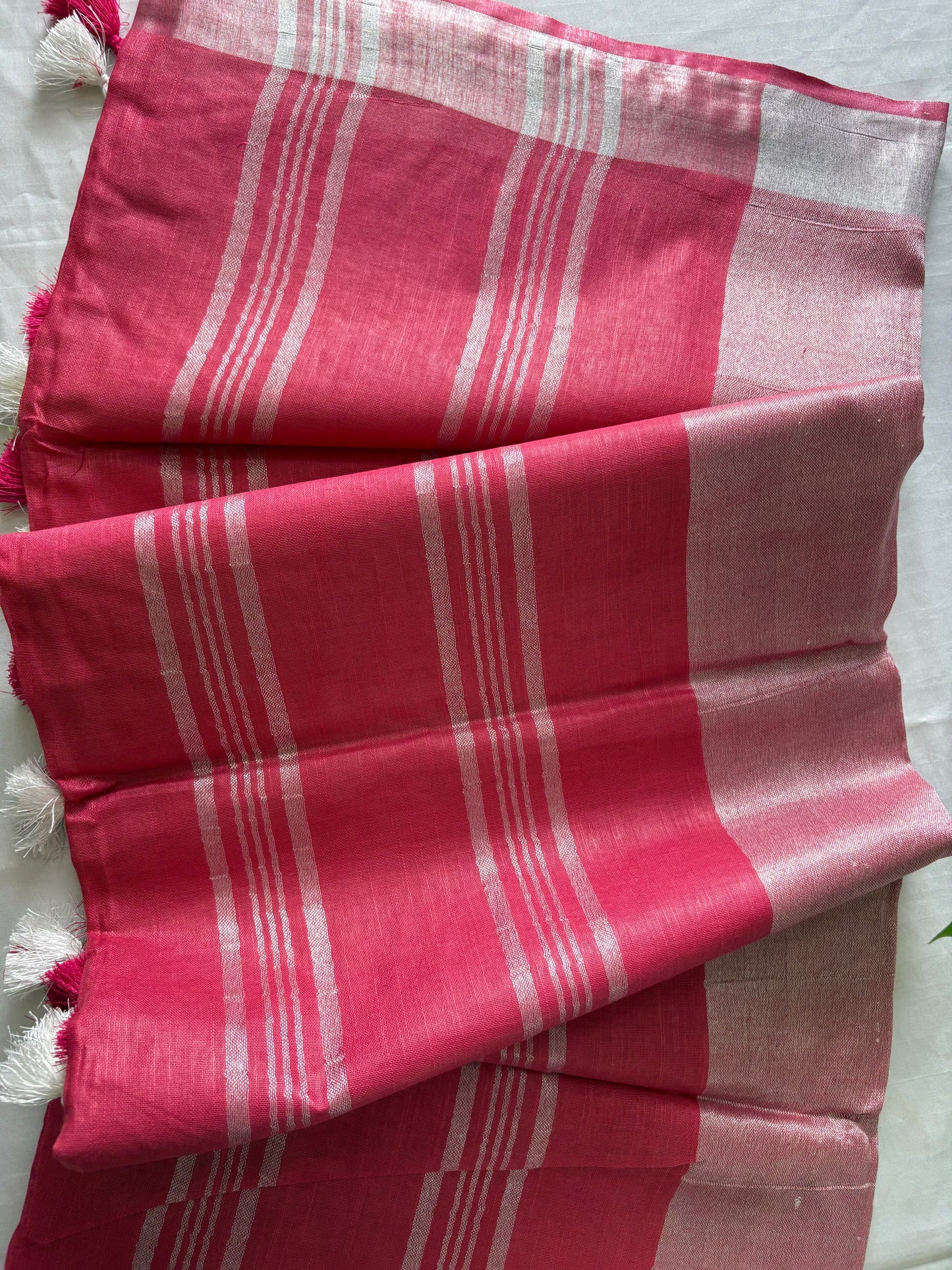 Cotton Linen Saree With running Blouse
