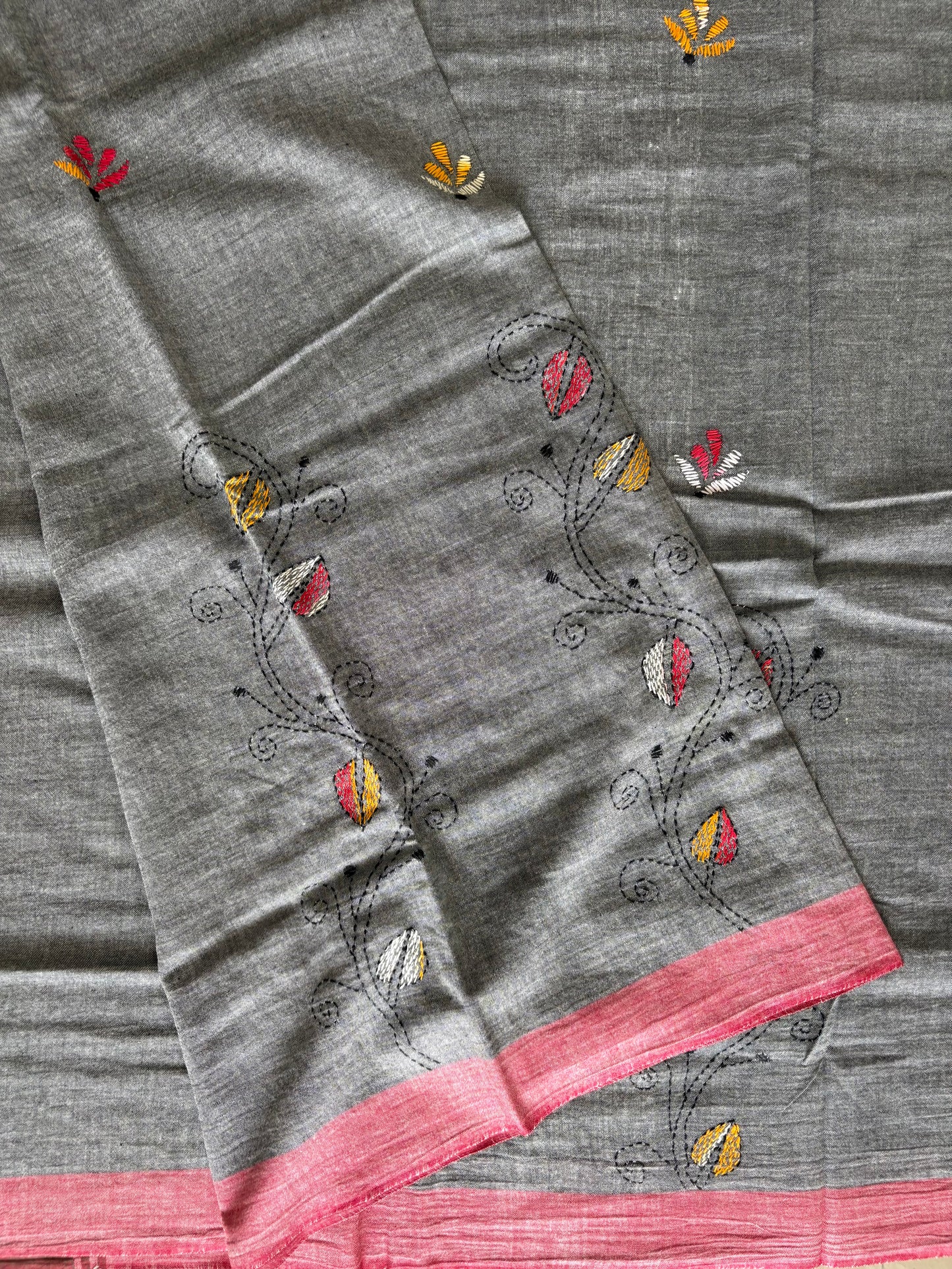 Kantha Hand Embroidered Pure Cotton Saree – Off White