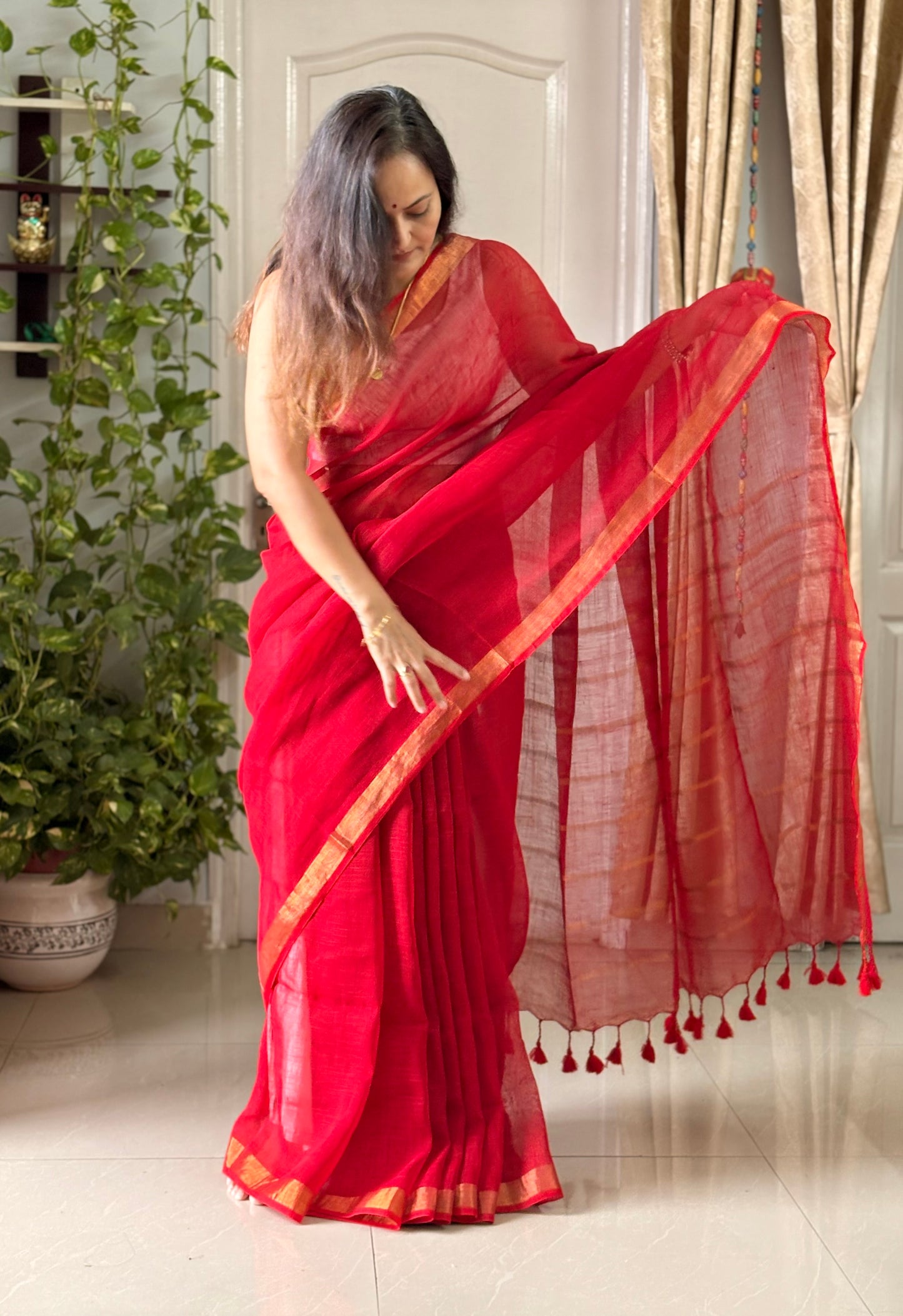 Linen By Linen Saree With Blouse - Red