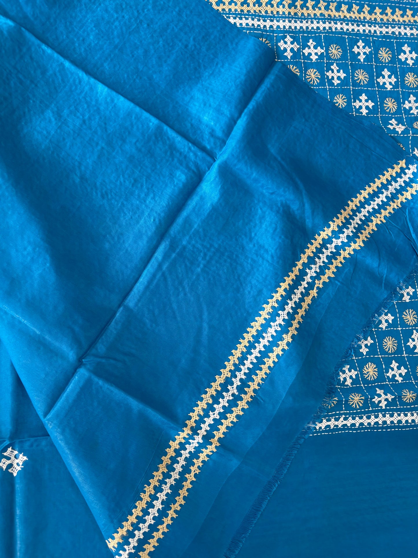 Gujrati Stitch/Kutch Hand Embroidered Art Silk Saree