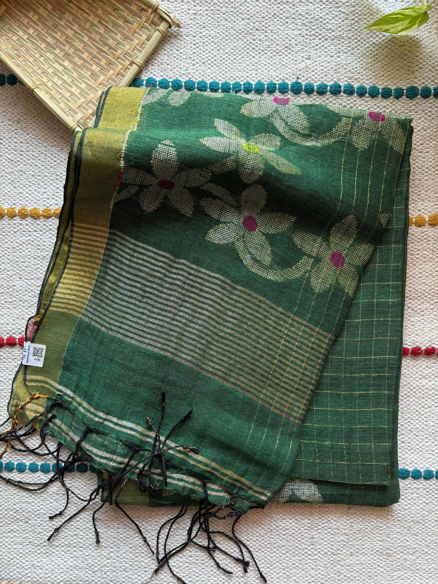 Handloom woven pure Linen By Linen Lata Saree – Green (Handloom Marked)