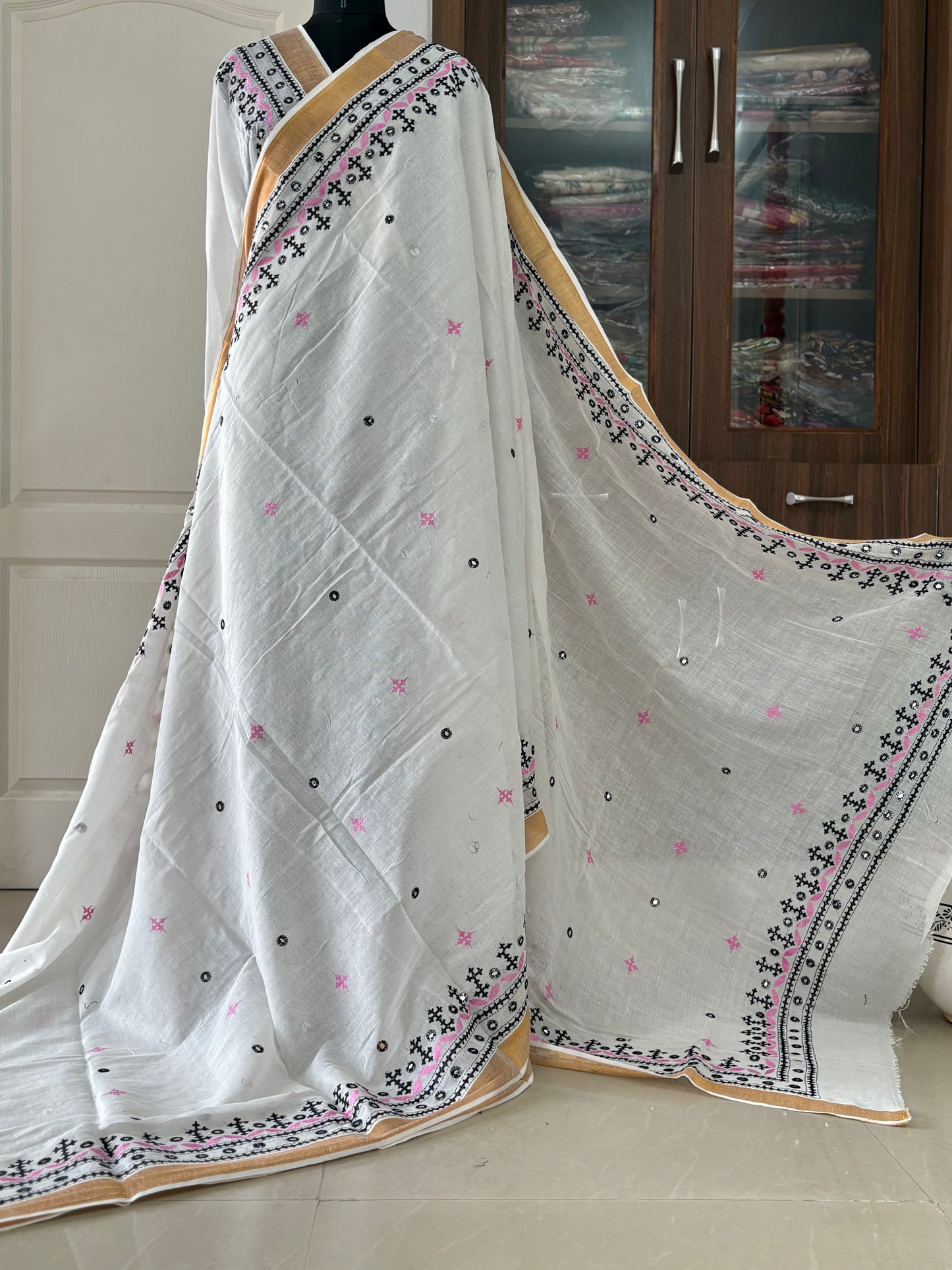 Gujrati Stitch/Kutch Hand Embroidered South Cotton Saree