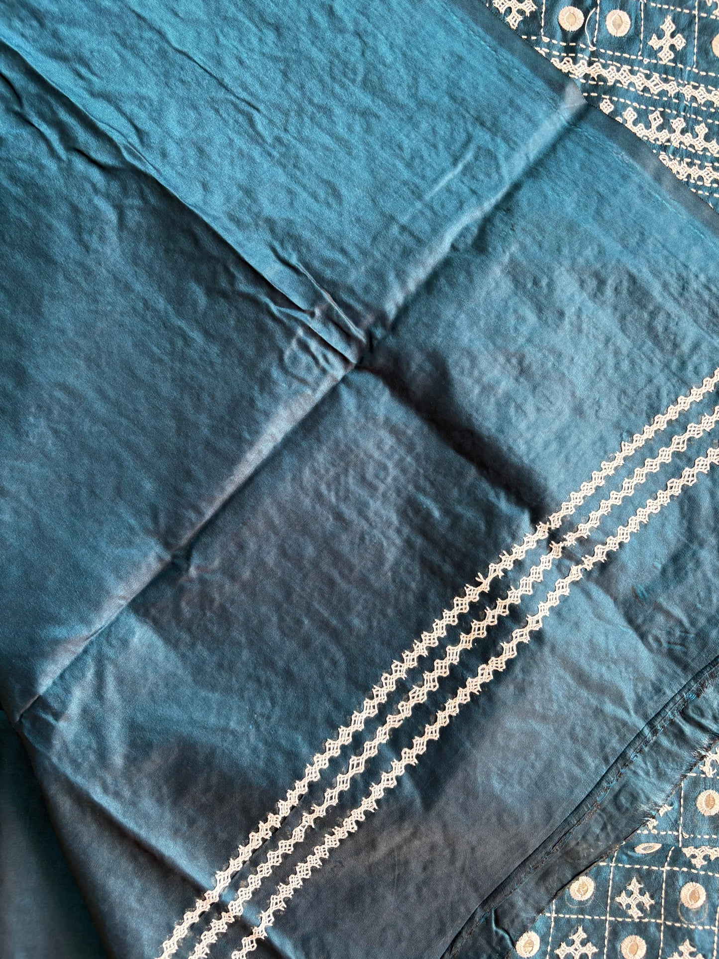 Gujrati Stitch/Kutch Hand Embroidered Art Silk Saree