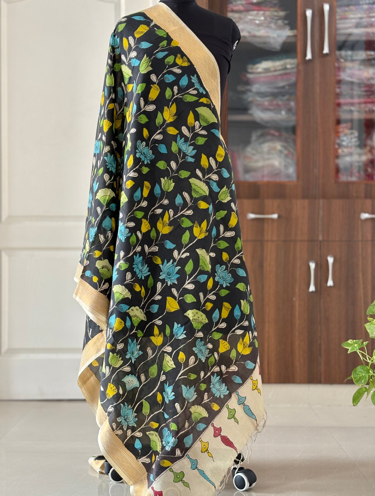 Pen Kalamkari hand painted Banglore Silk Dupatta