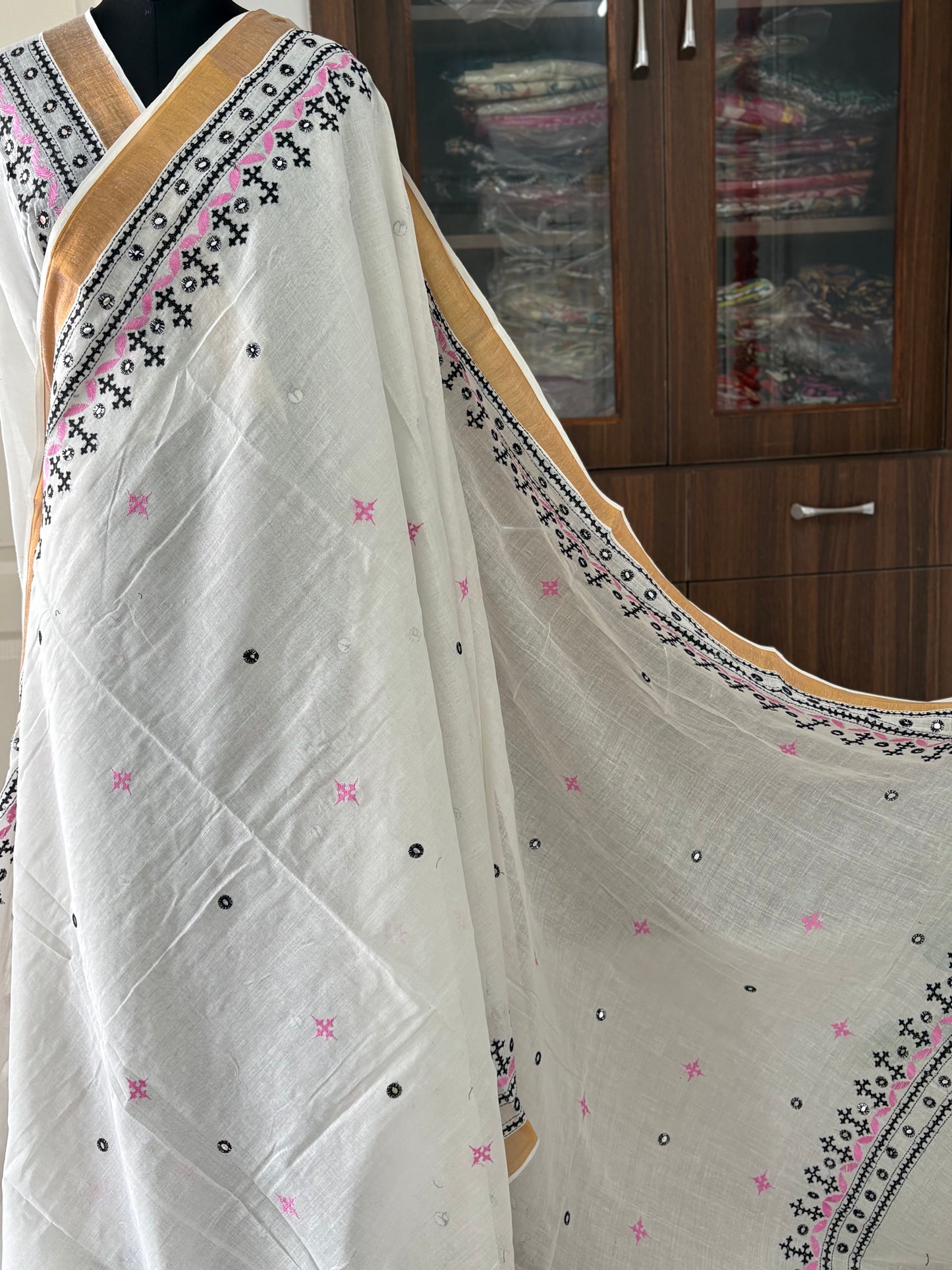 Gujrati Stitch/Kutch Hand Embroidered South Cotton Saree