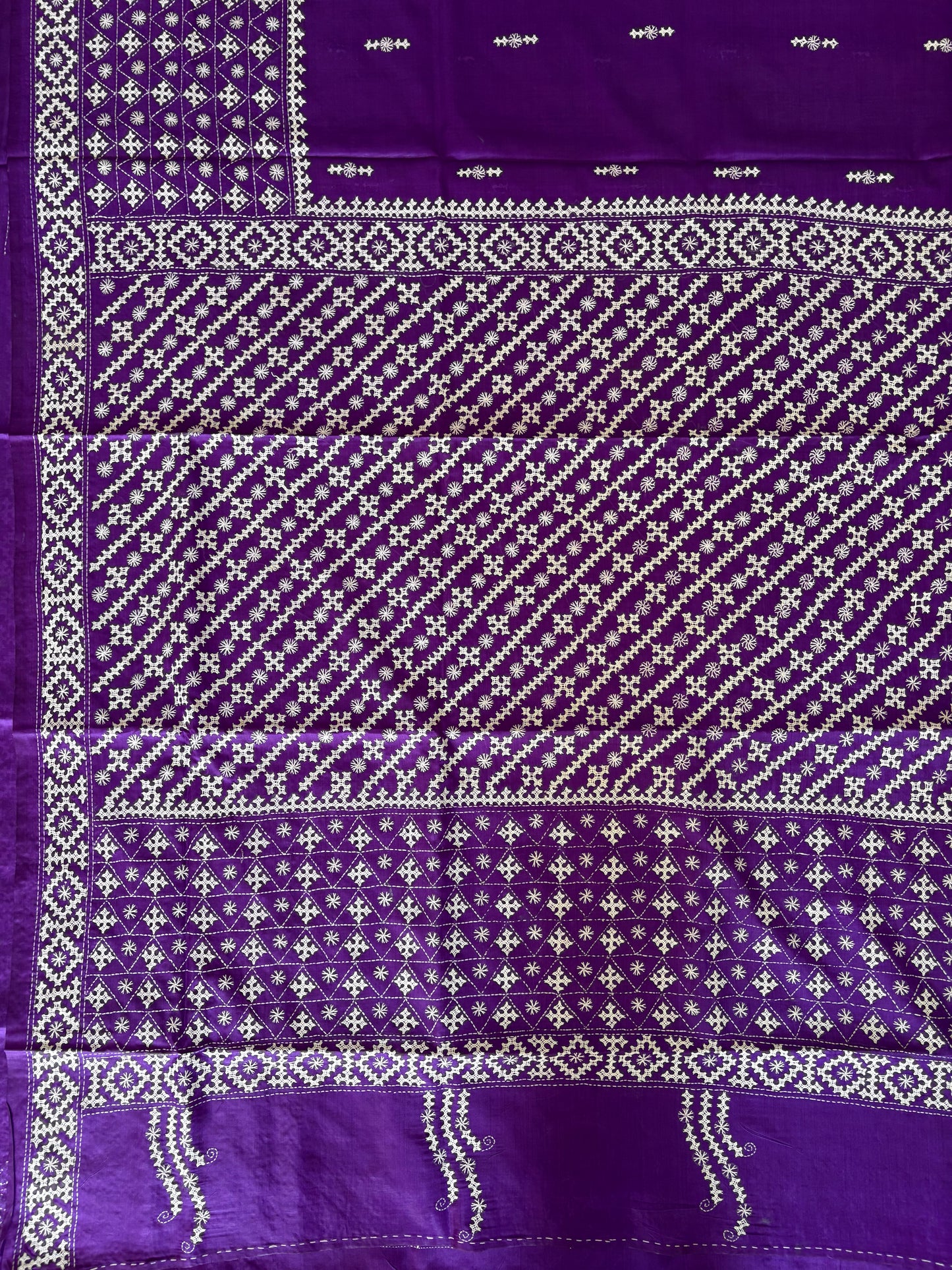 Gujrati Stitch/Kutch Hand Embroidered Art Silk Saree