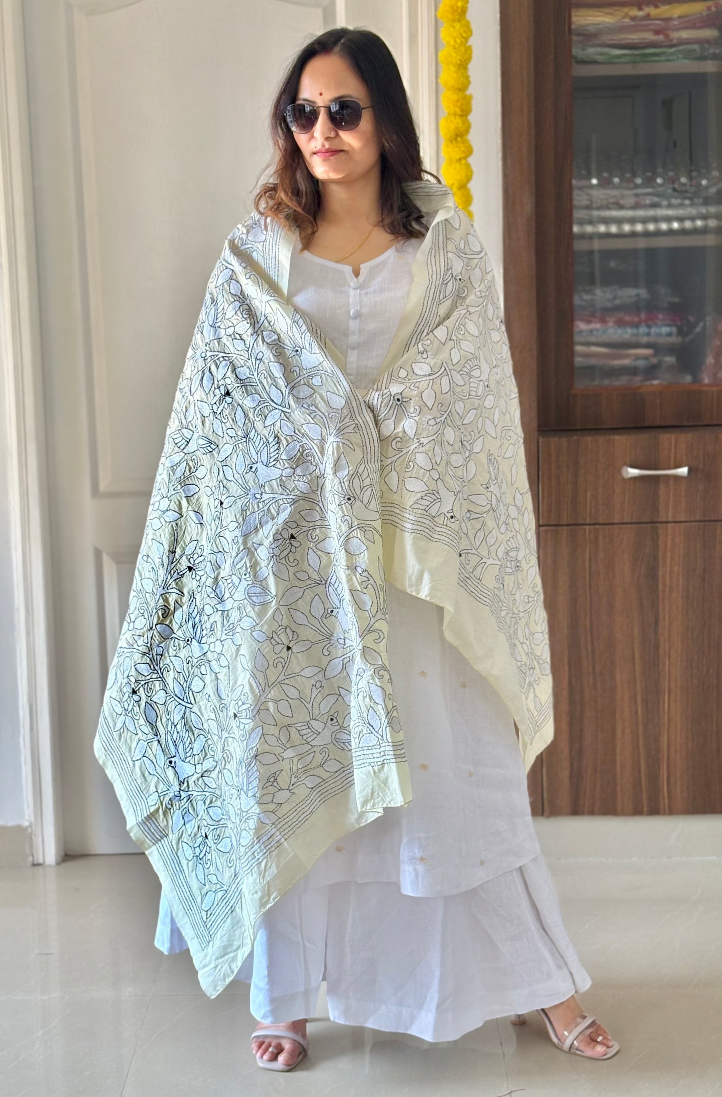 Kantha Stitch Silk Dupatta - Cream