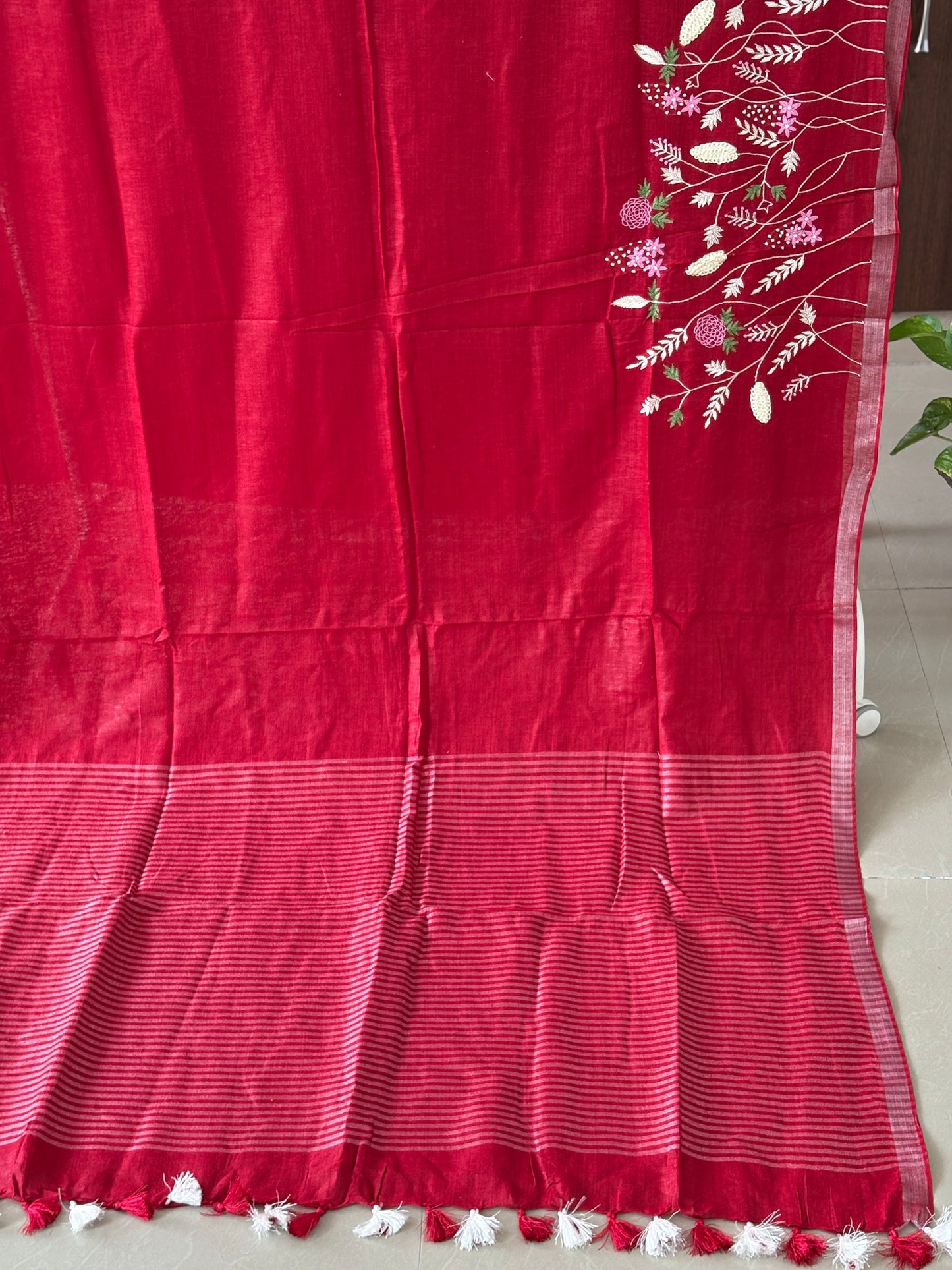 Pure Linen Saree With running Blouse - Red