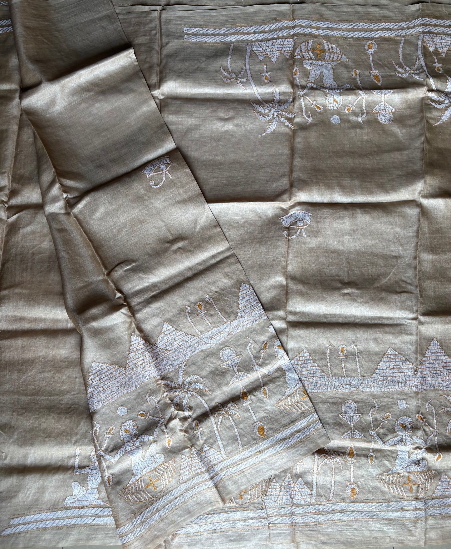 Kantha Hand Embroidery Pure Tussar Silk Saree – light beige