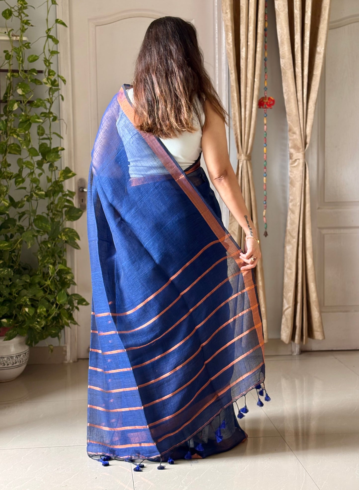 Navy Linen By Linen Saree With Blouse