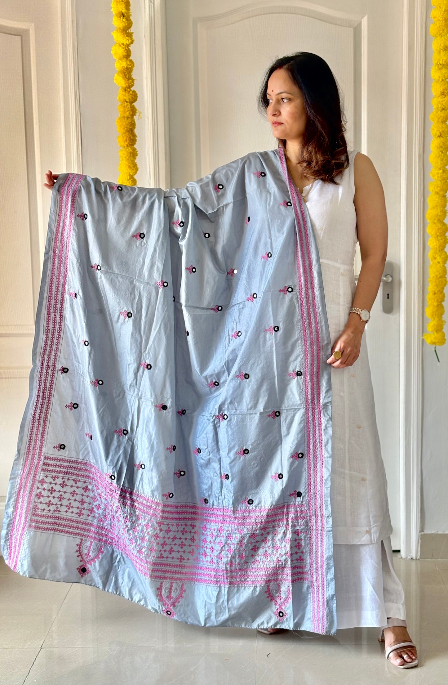 Kutch Hand Embroidered Blended Banglore Silk Dupatta – Grey