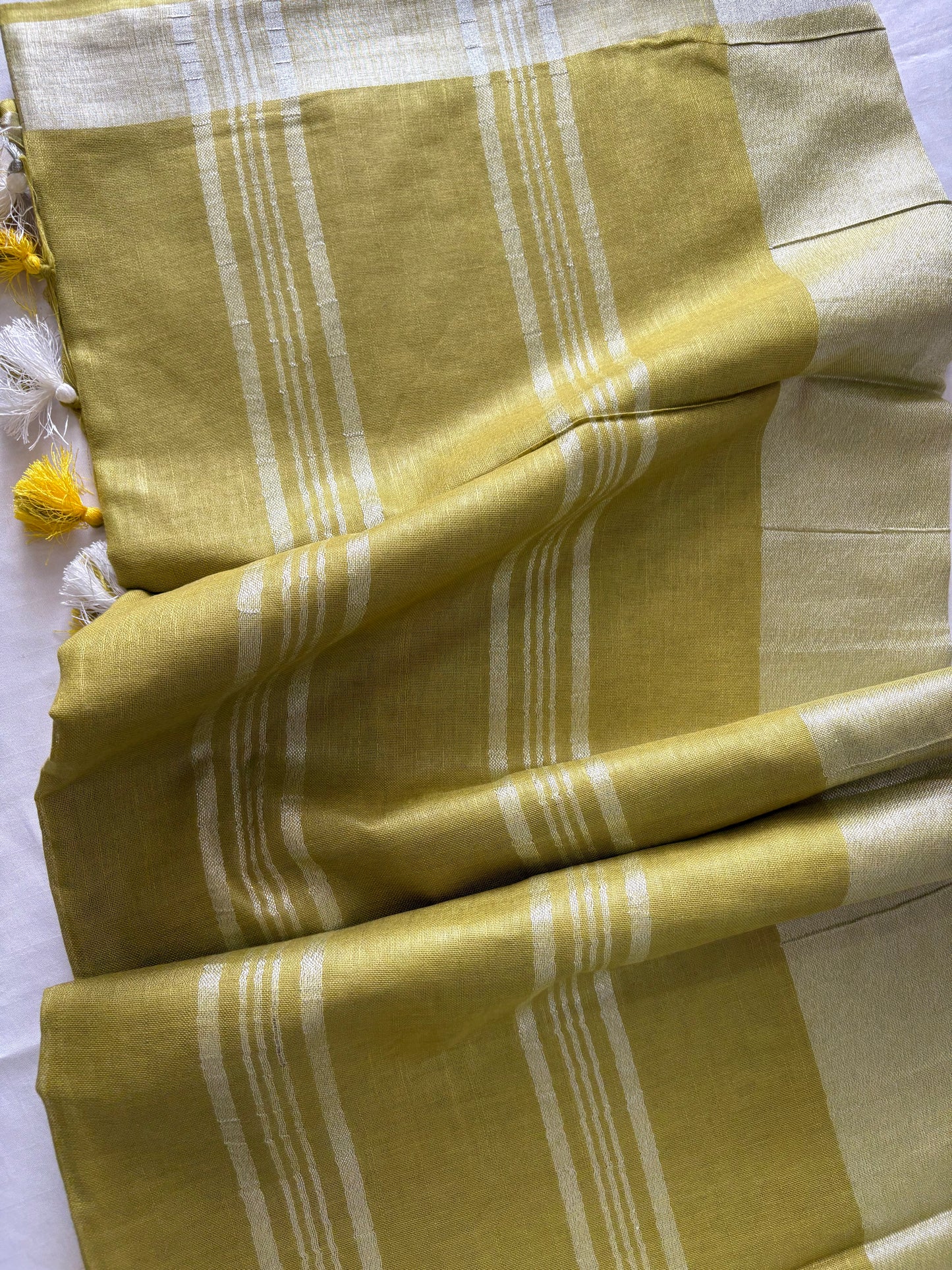 Cotton Linen Saree With running Blouse