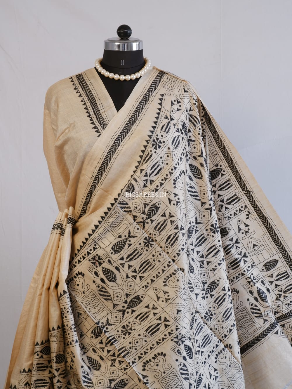 Kantha Stitch Hand Embroidered Saree | Gachi Tussar Silk | Beige