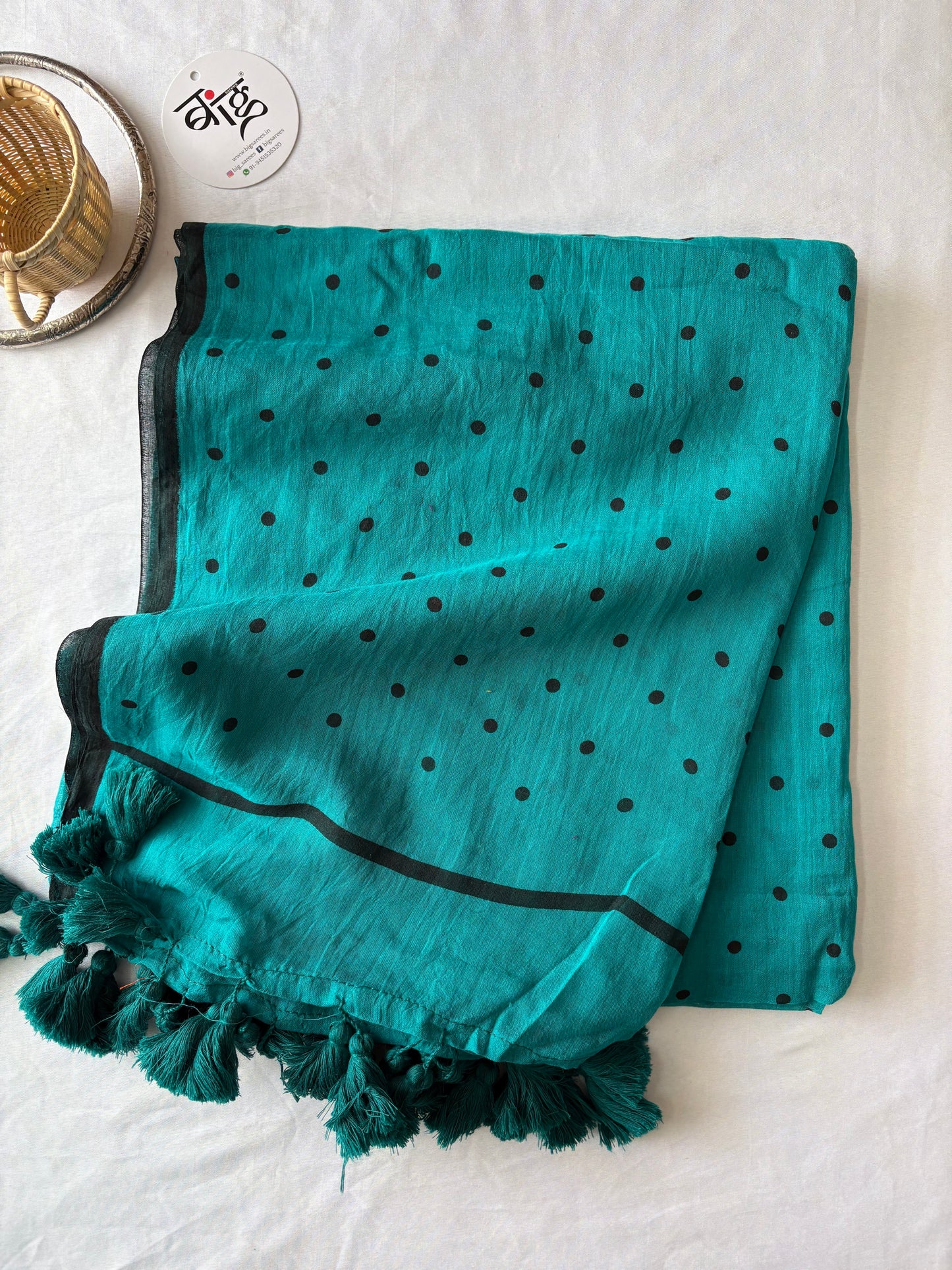 Mul Cotton polka dots Saree
