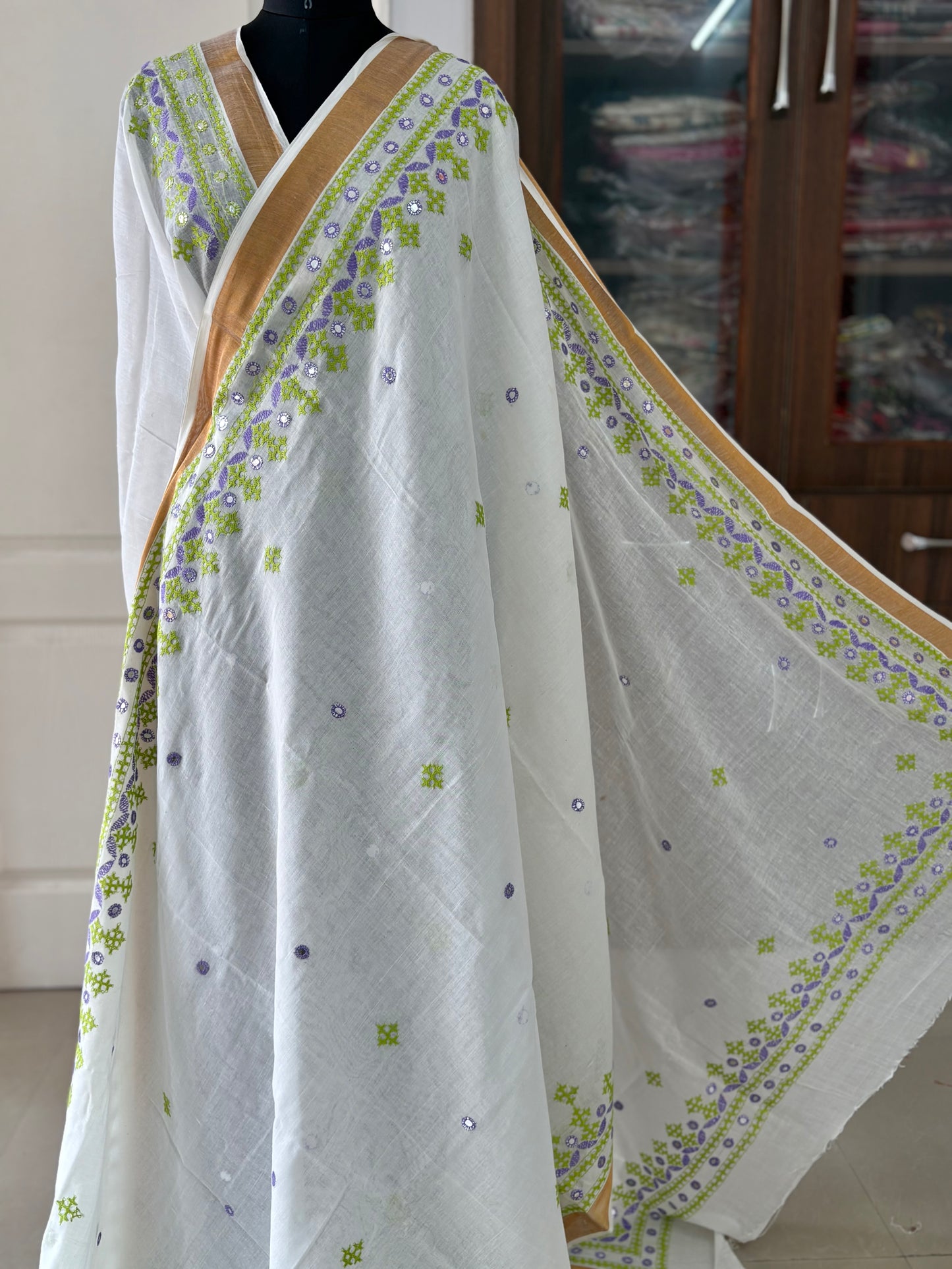 Gujrati Stitch/Kutch Hand Embroidered South Cotton Saree