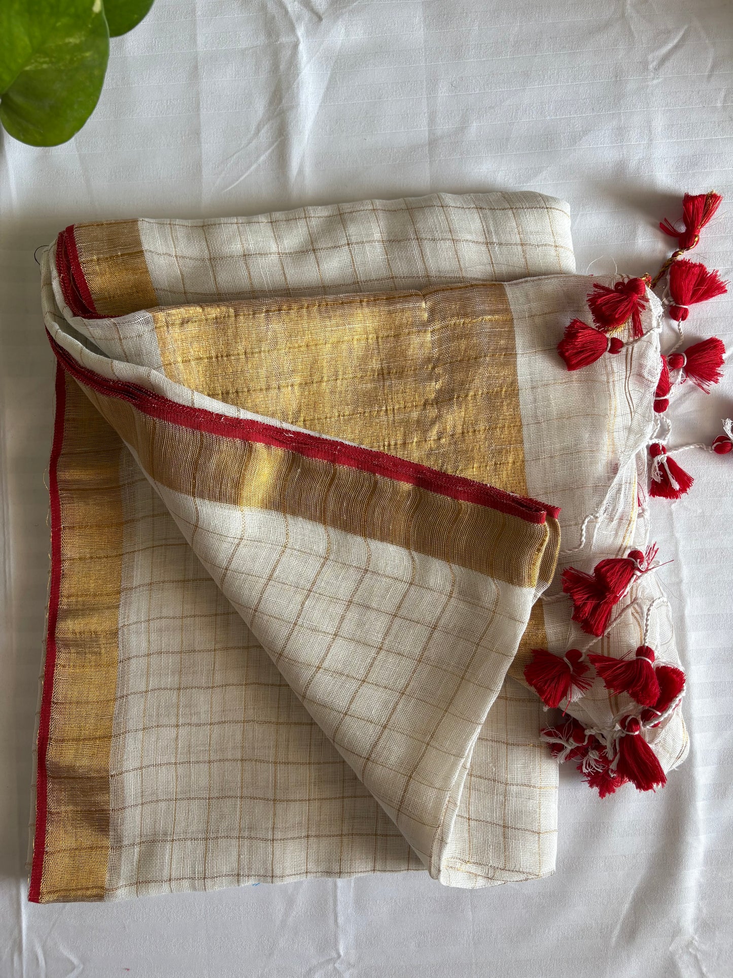 Pure Linen By Linen handloom Saree (handloom marked)