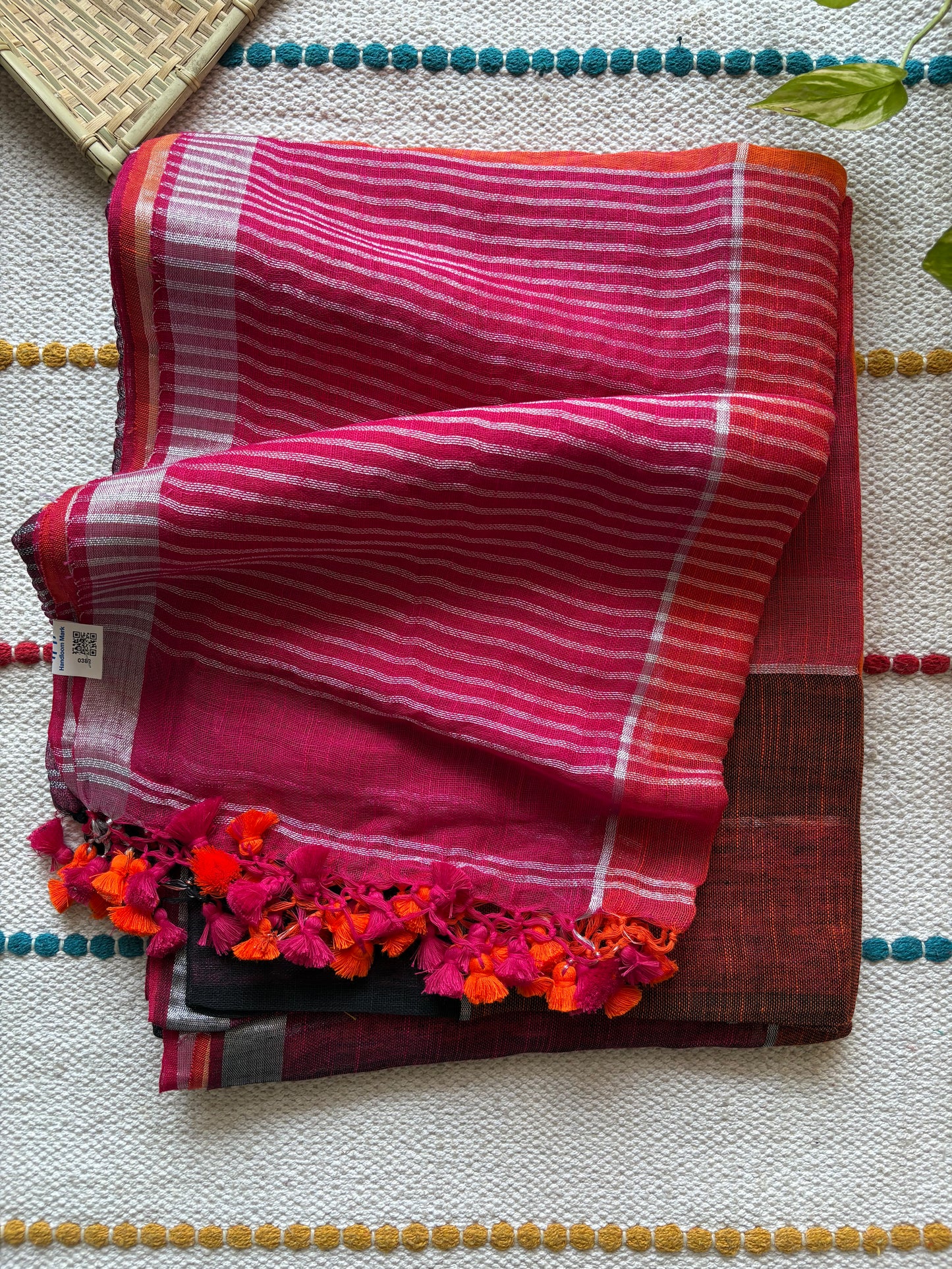 Pure Linen By Linen handloom Saree (handloom marked)