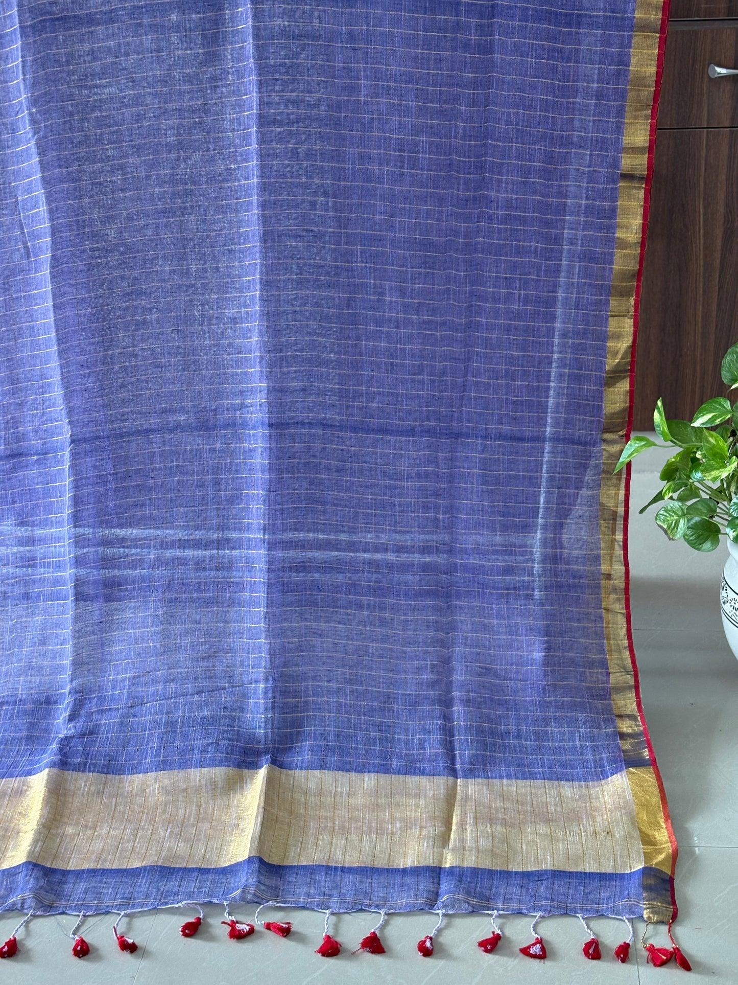 Handloom woven pure Linen By Linen Saree
