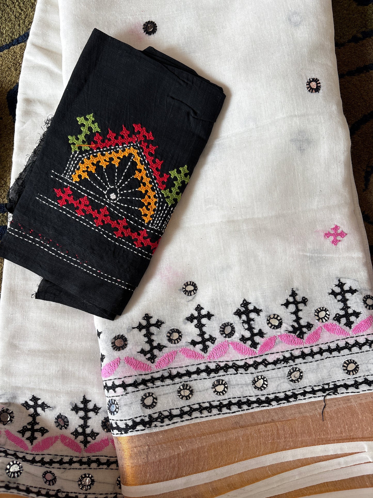 Gujrati Stitch/Kutch Hand Embroidered South Cotton Saree