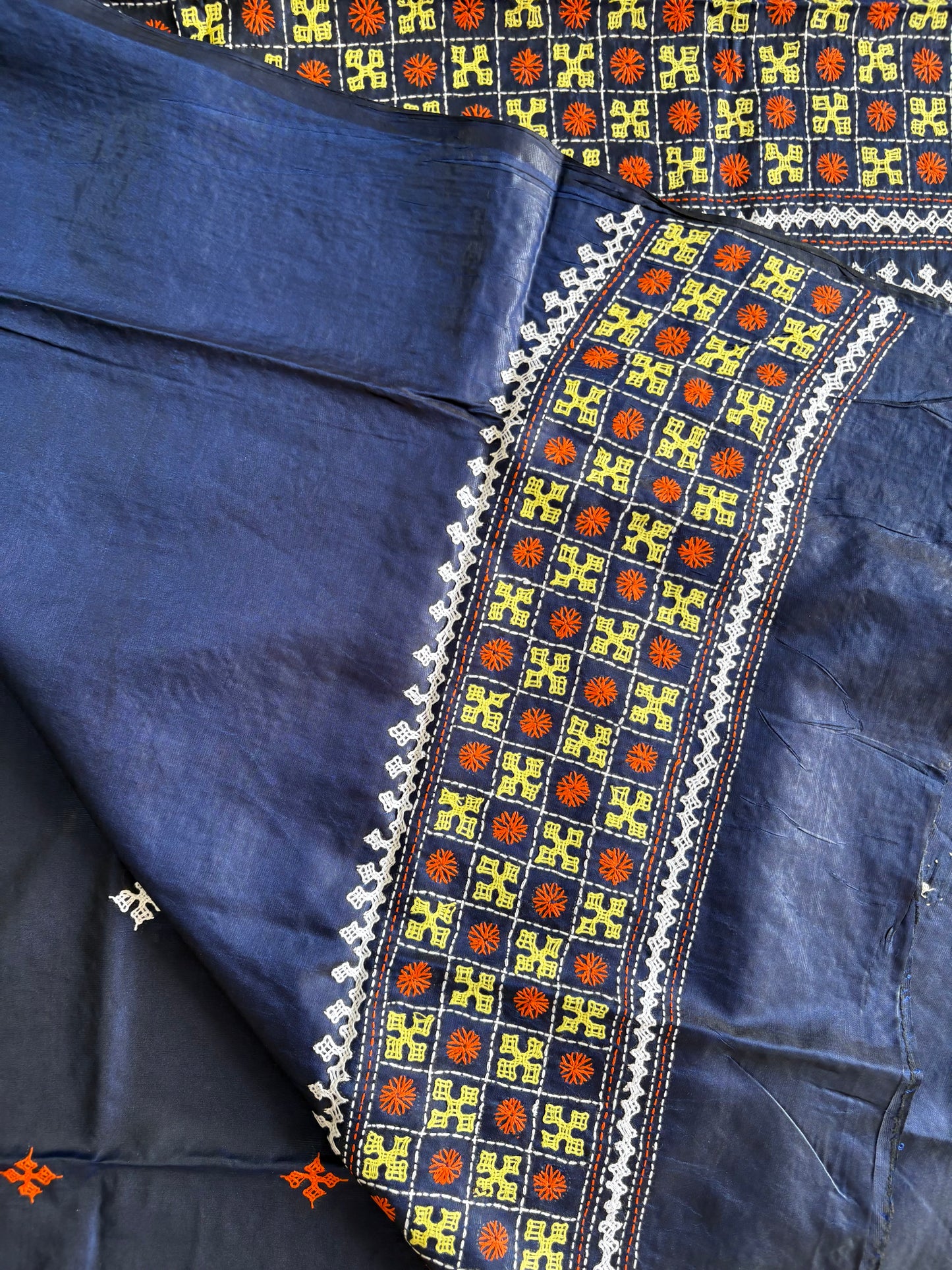 Gujrati Stitch/Kutch Hand Embroidered Art Silk Saree