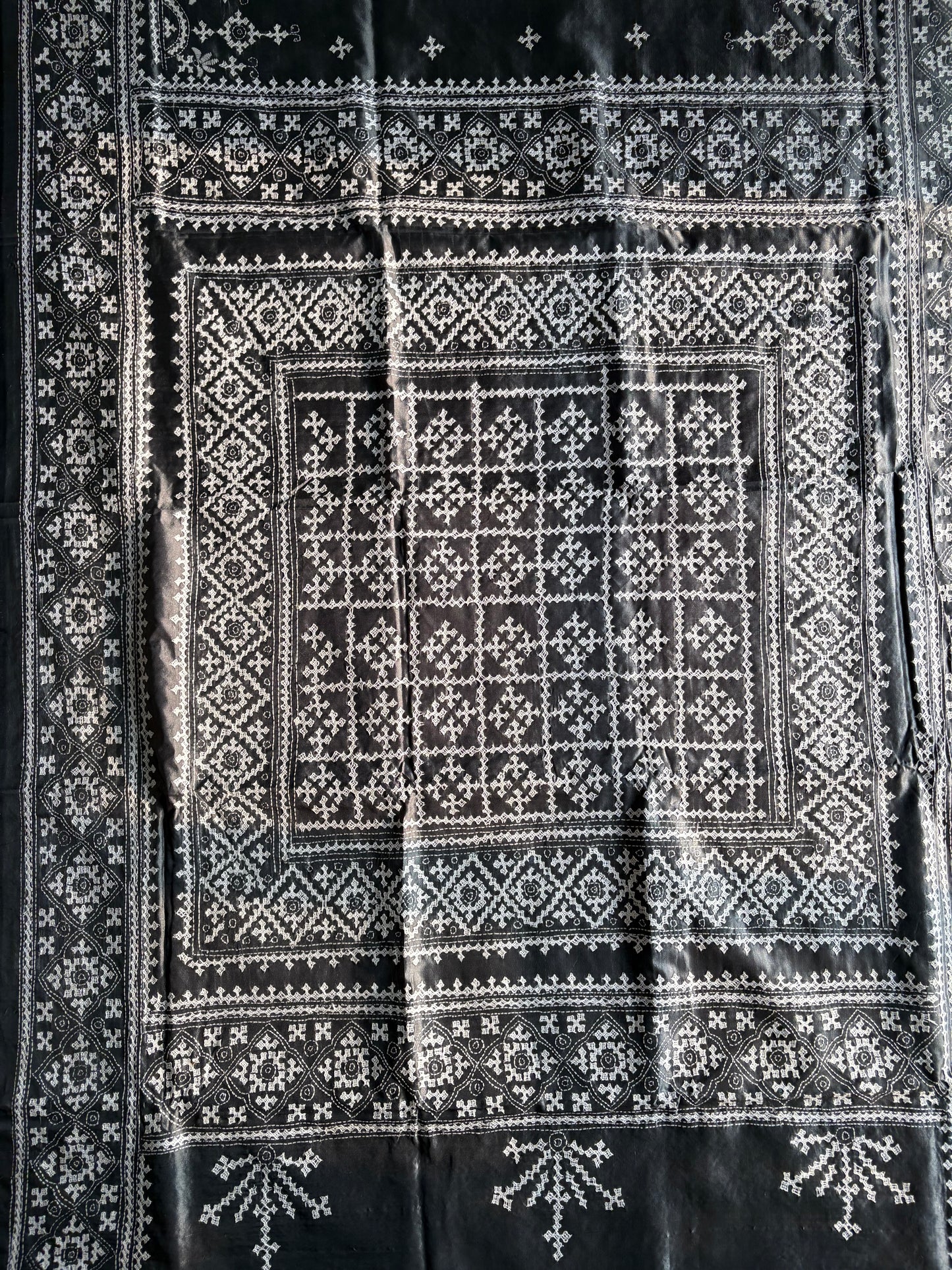 Gujrati Stitch/Kutch Hand Embroidered Art Silk Saree