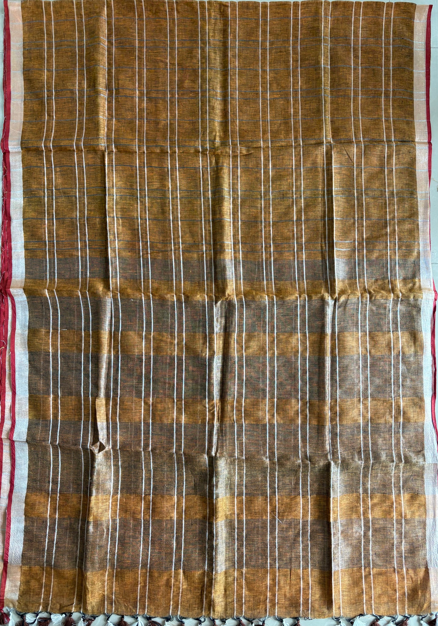 Pure Linen Saree With running Blouse