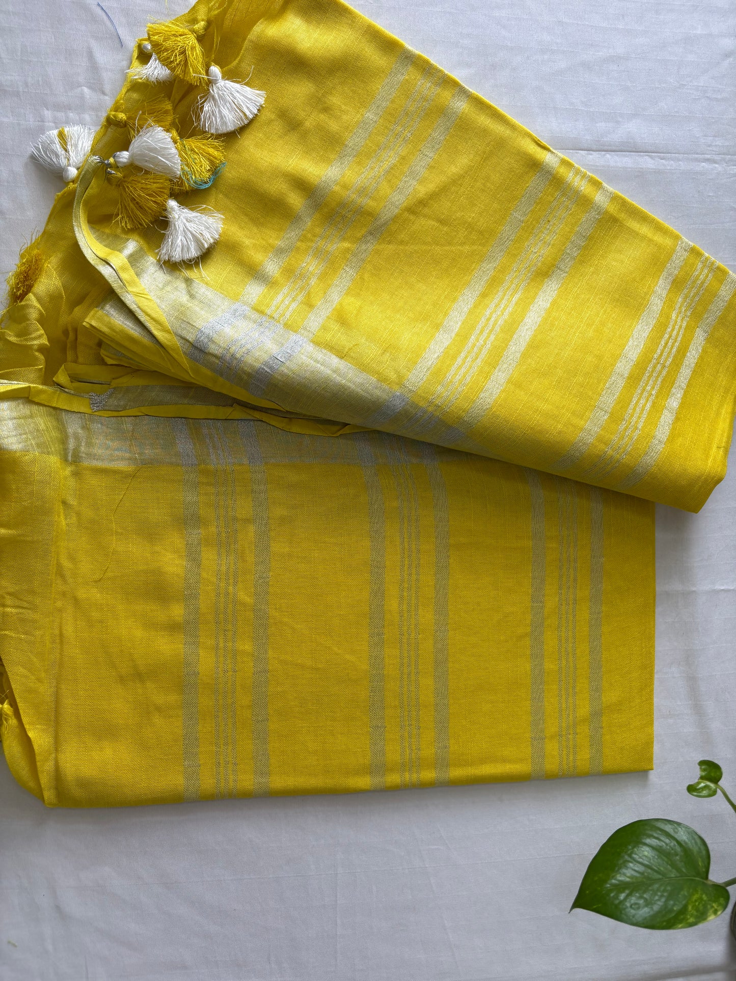 Cotton Linen Saree With running Blouse