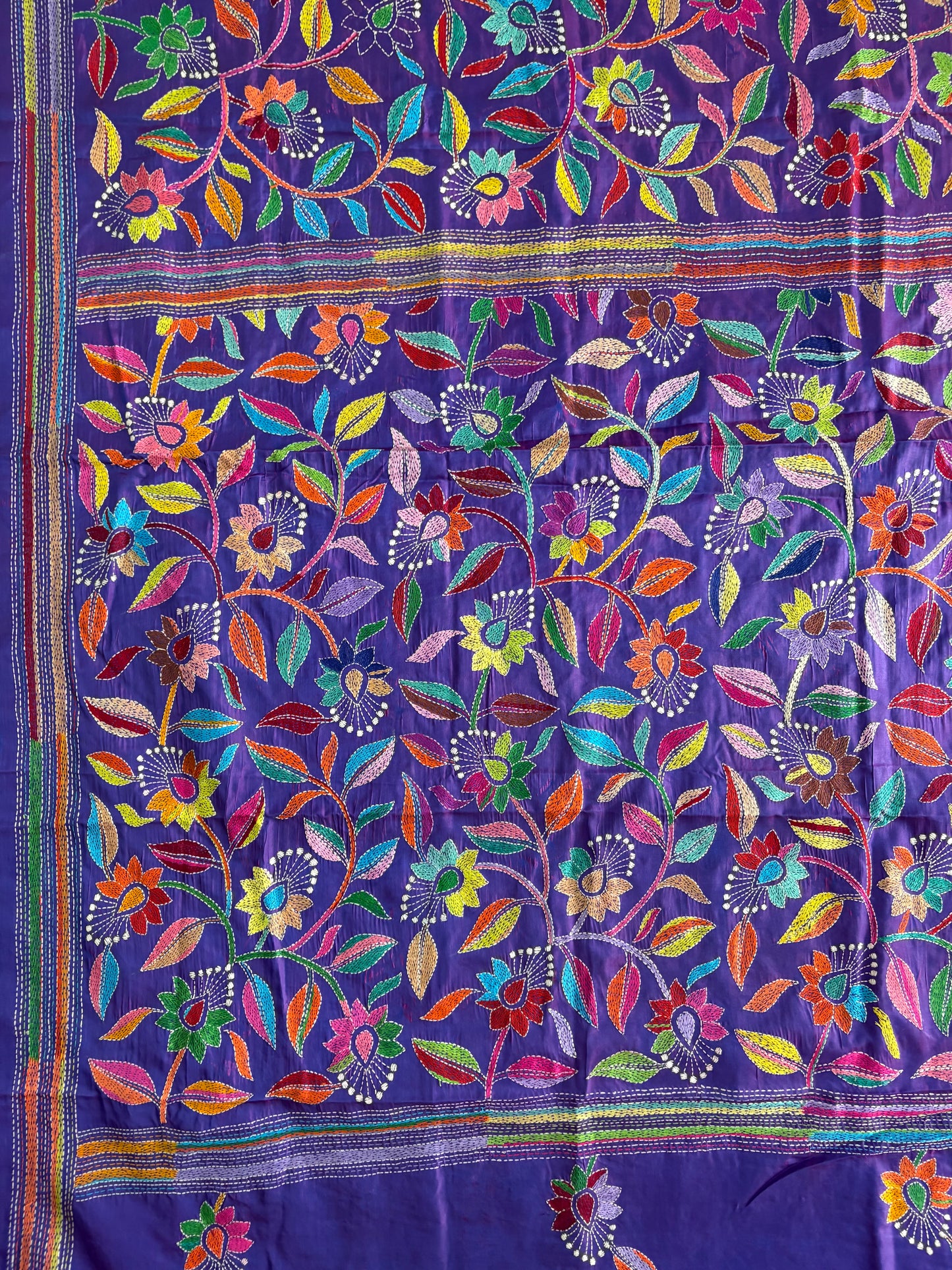 Kantha Hand Embroidered Blended Banglore Silk/Art Silk Saree With Blouse - Purple