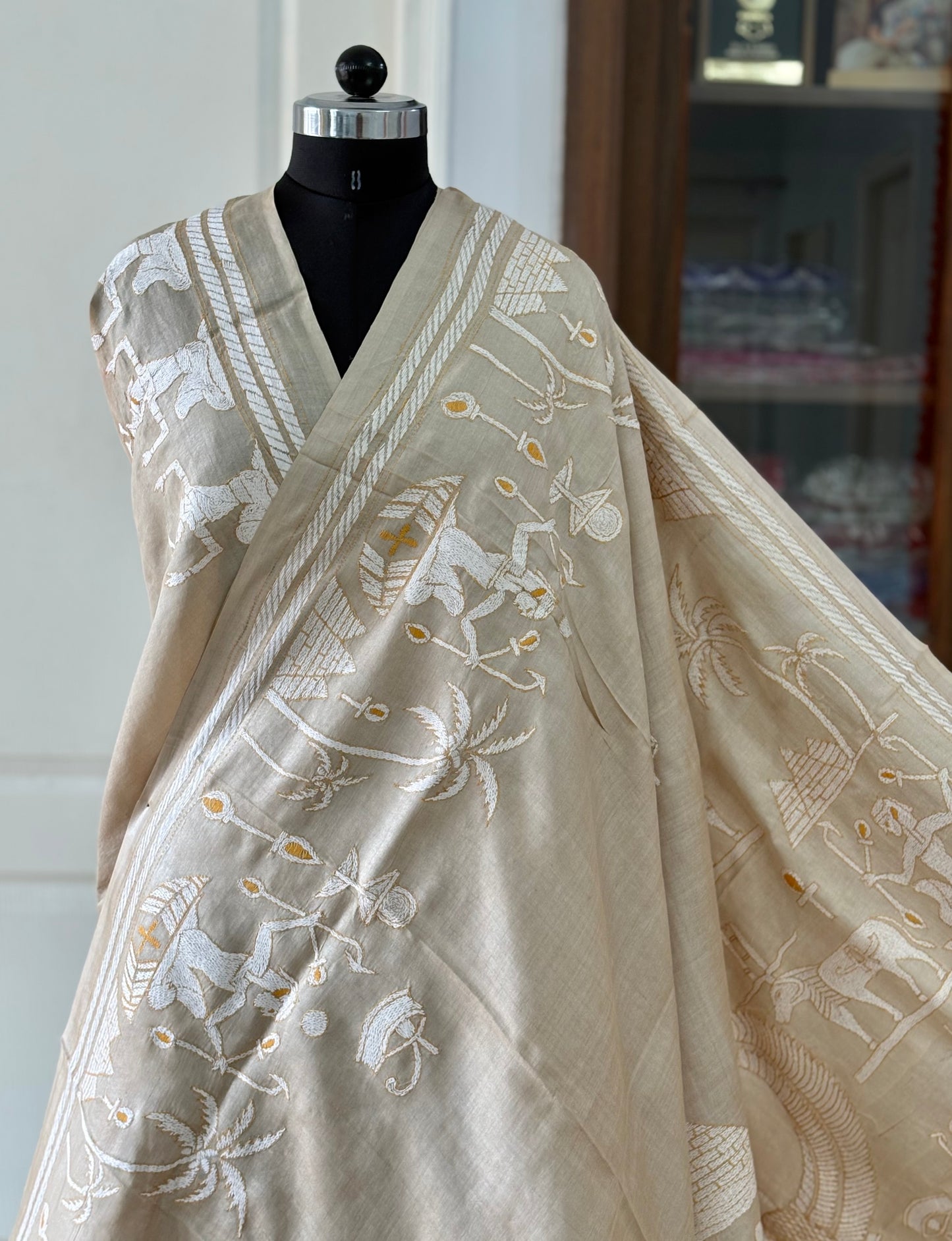 Kantha Hand Embroidery Pure Tussar Silk Saree – light beige