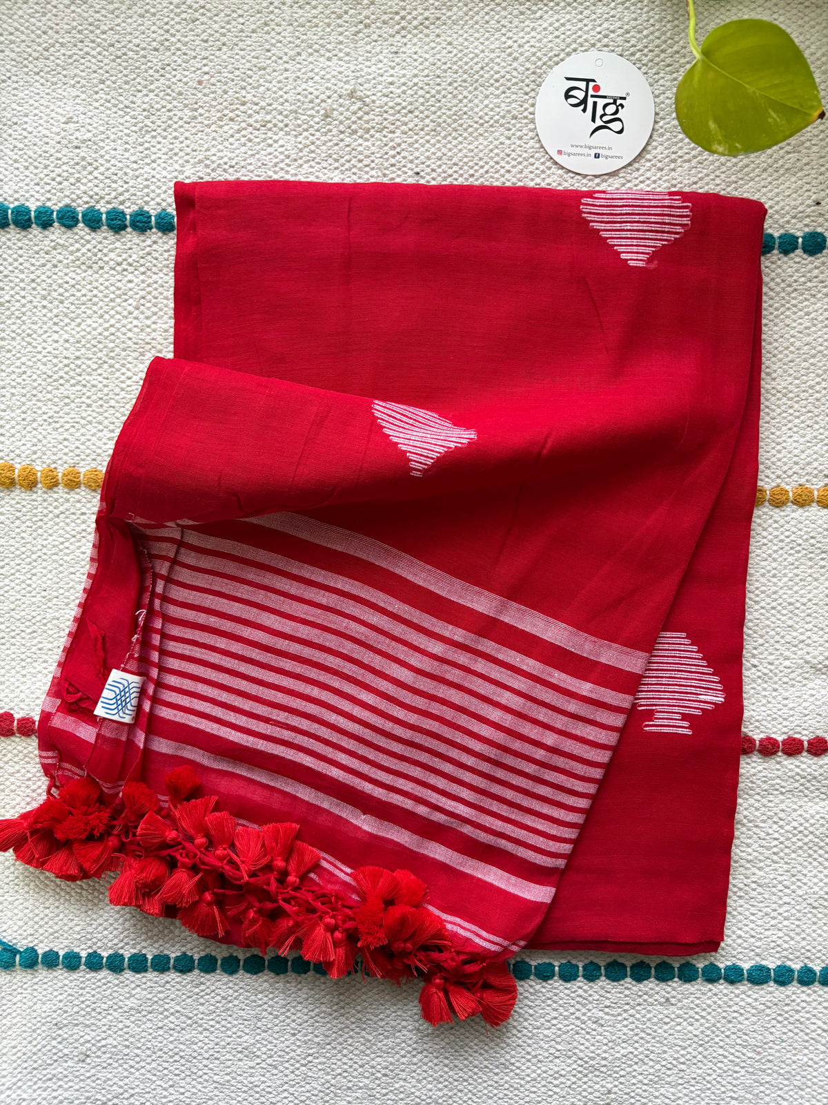 Hand woven Pure Mul Cotton Saree (Handloom Marked) - Red
