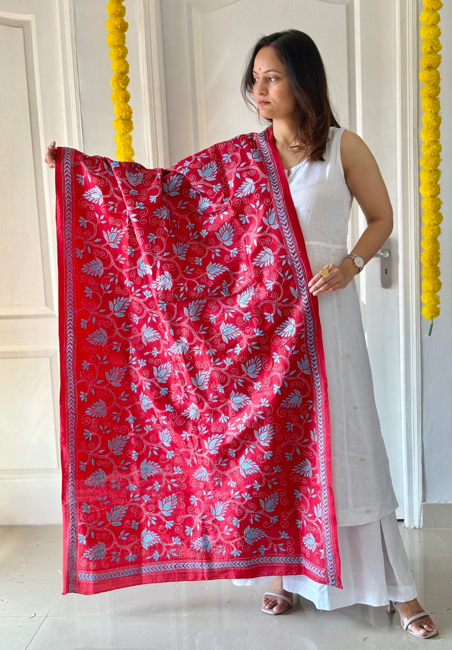 Kantha stitch Tusshar Silk dye Dupatta