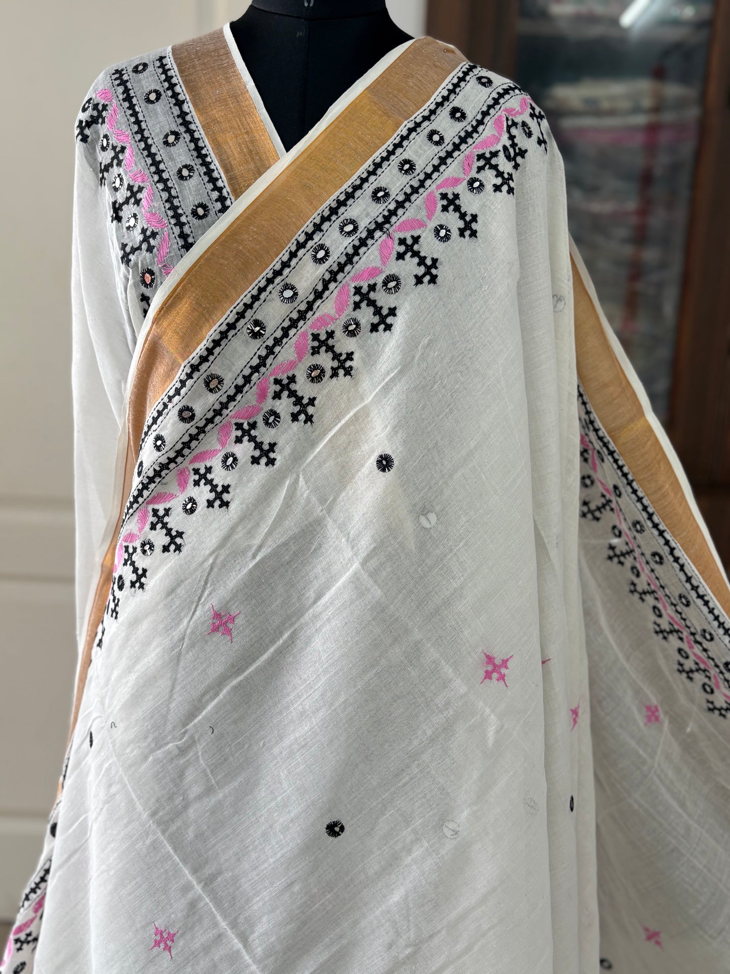 Gujrati Stitch/Kutch Hand Embroidered South Cotton Saree