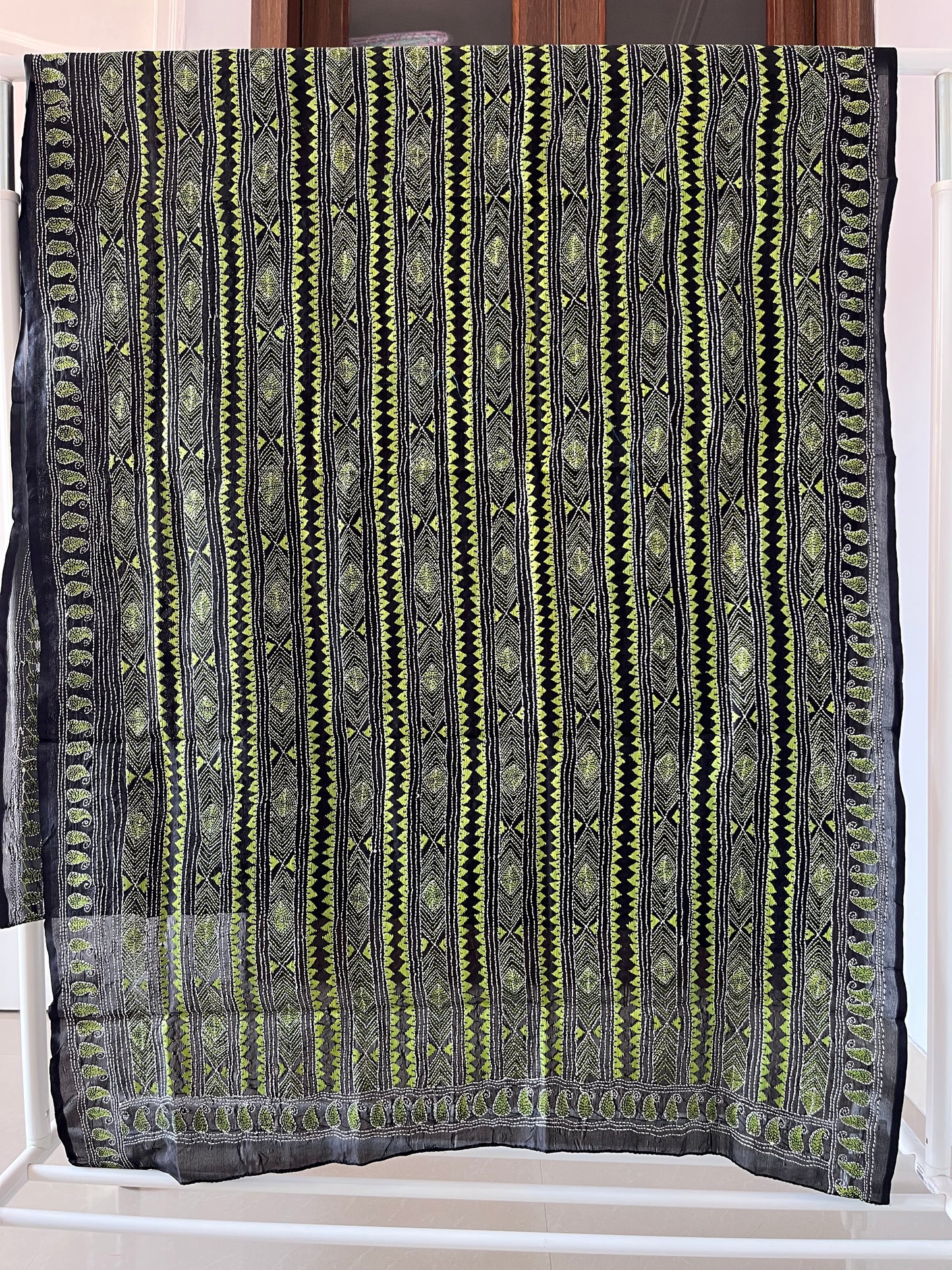 Kantha Stitch Hand Embroidary Full Work Tye Dye Semi Tusshar Silk Dupatta - Red
