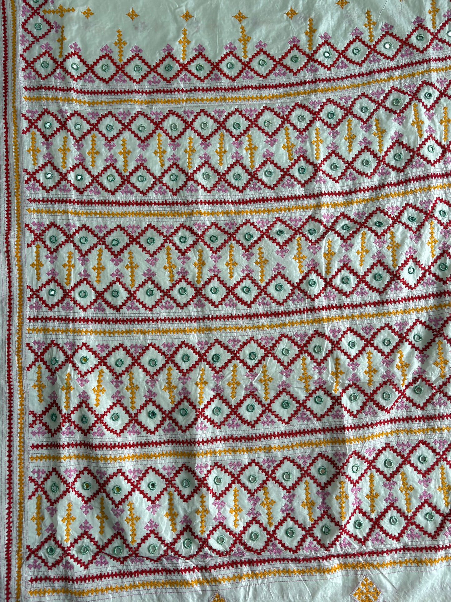 Heavy real mirror work Gujrati Stitch/Kutchi Bharat/Sindhi Hand Embroidered Art Silk Saree with blouse - white