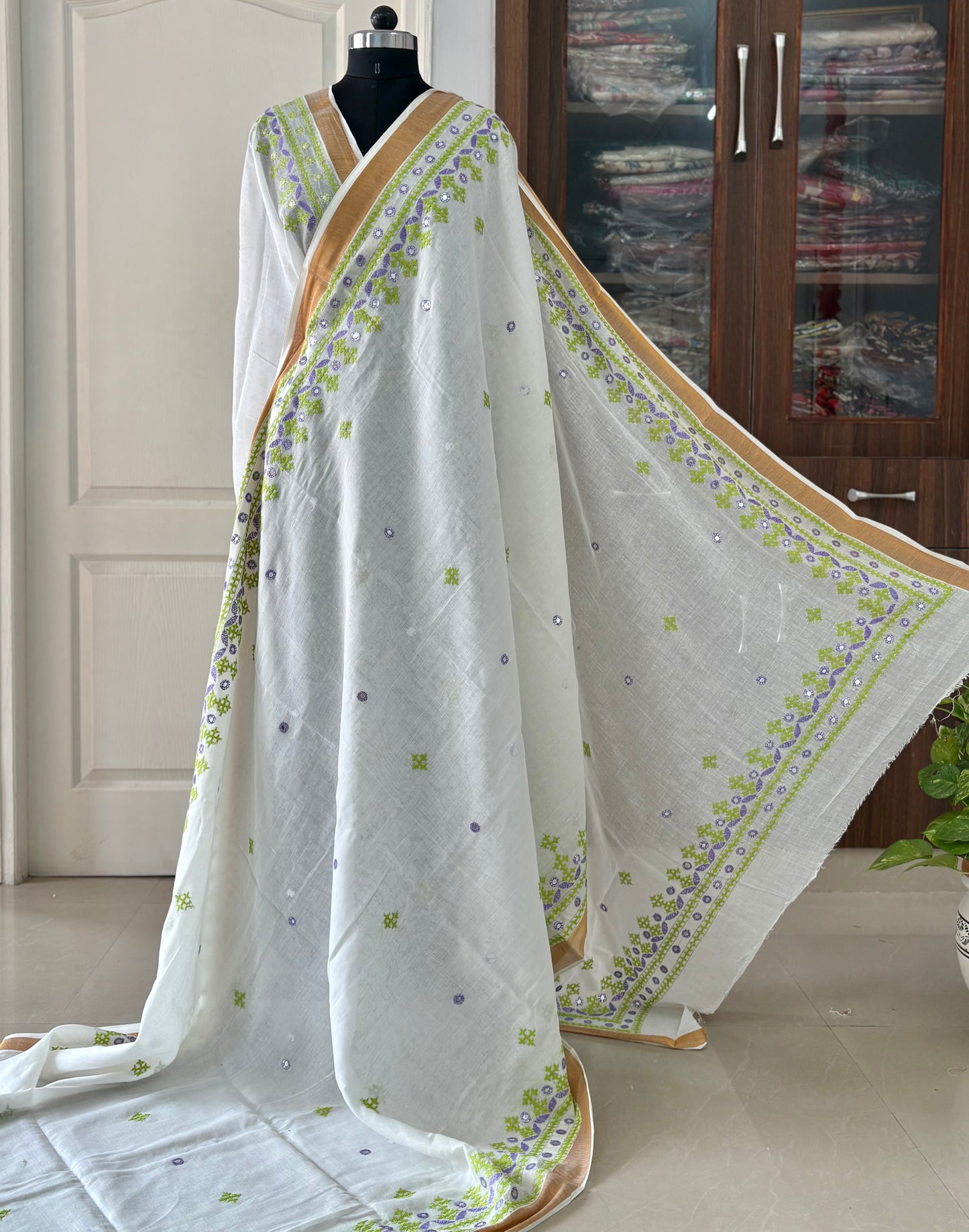 Gujrati Stitch/Kutch Hand Embroidered South Cotton Saree