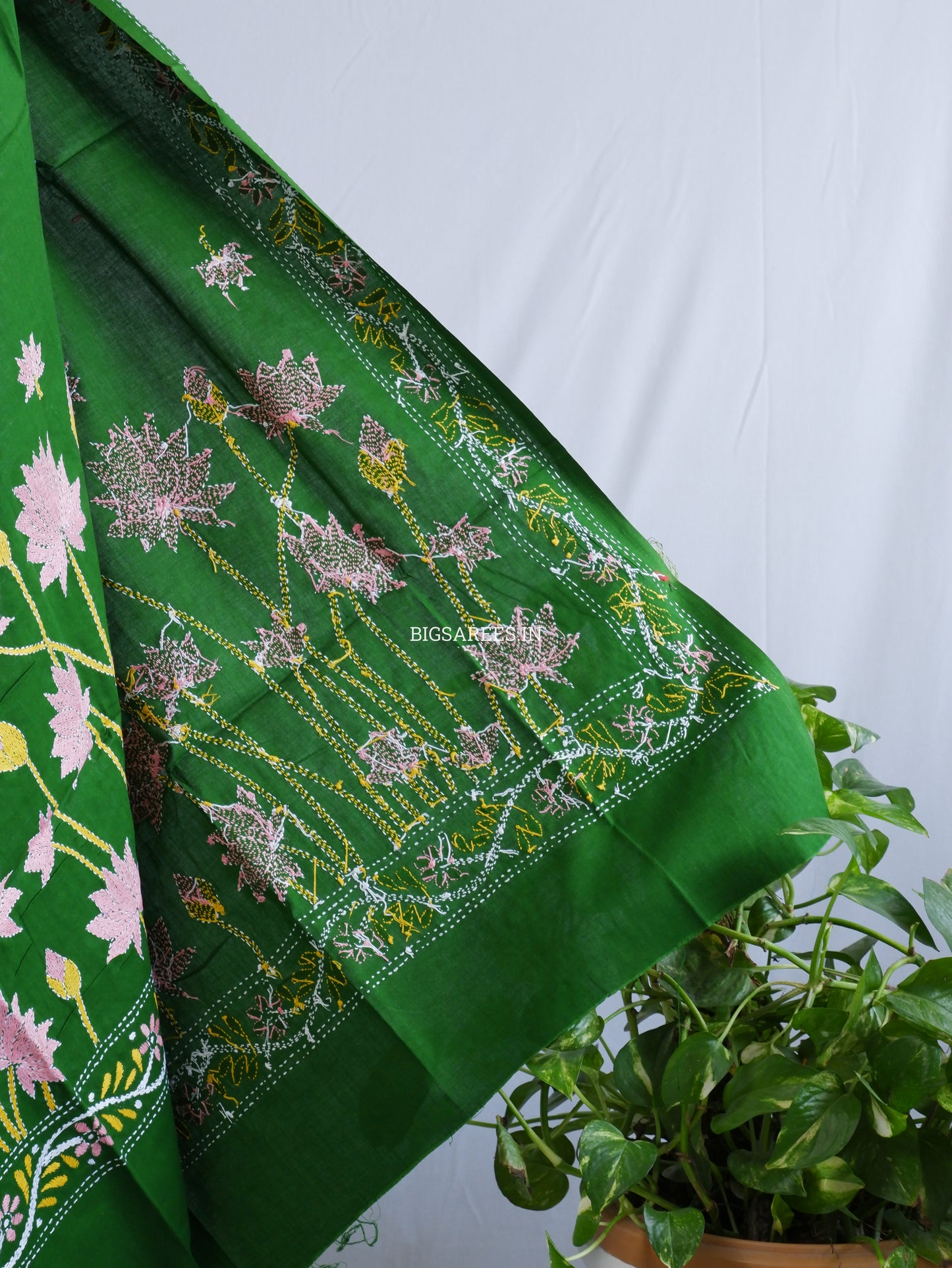 Hand-Embroidered Kantha Stitch Dupatta | Khadi Cotton | Green