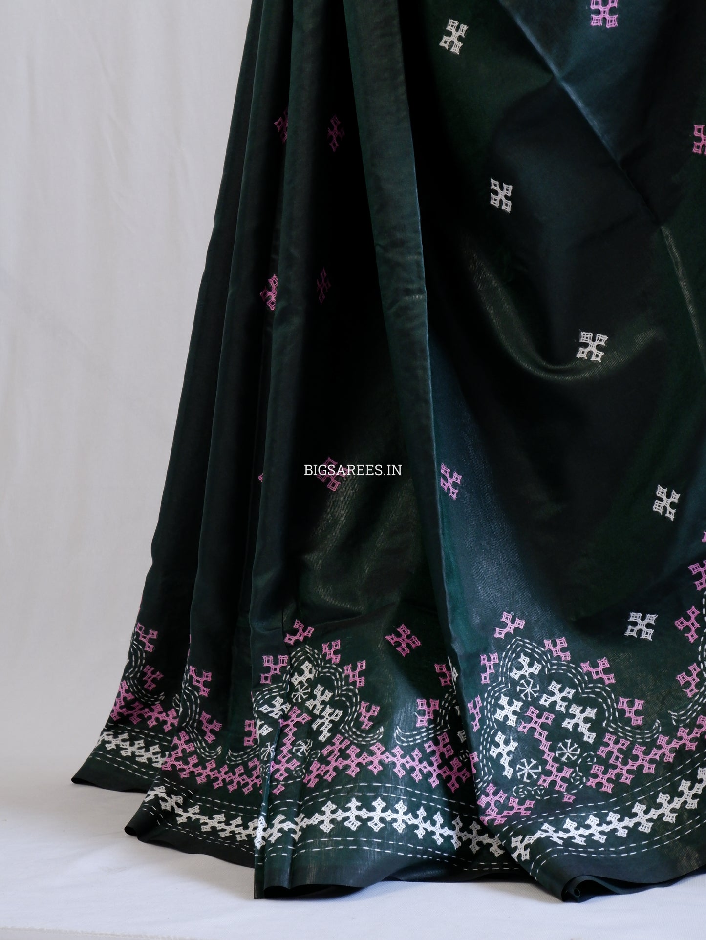 Kutchi/Gujarati Hand Embroidered Saree | Blended Bangalore Silk / Art Silk | Forest Green